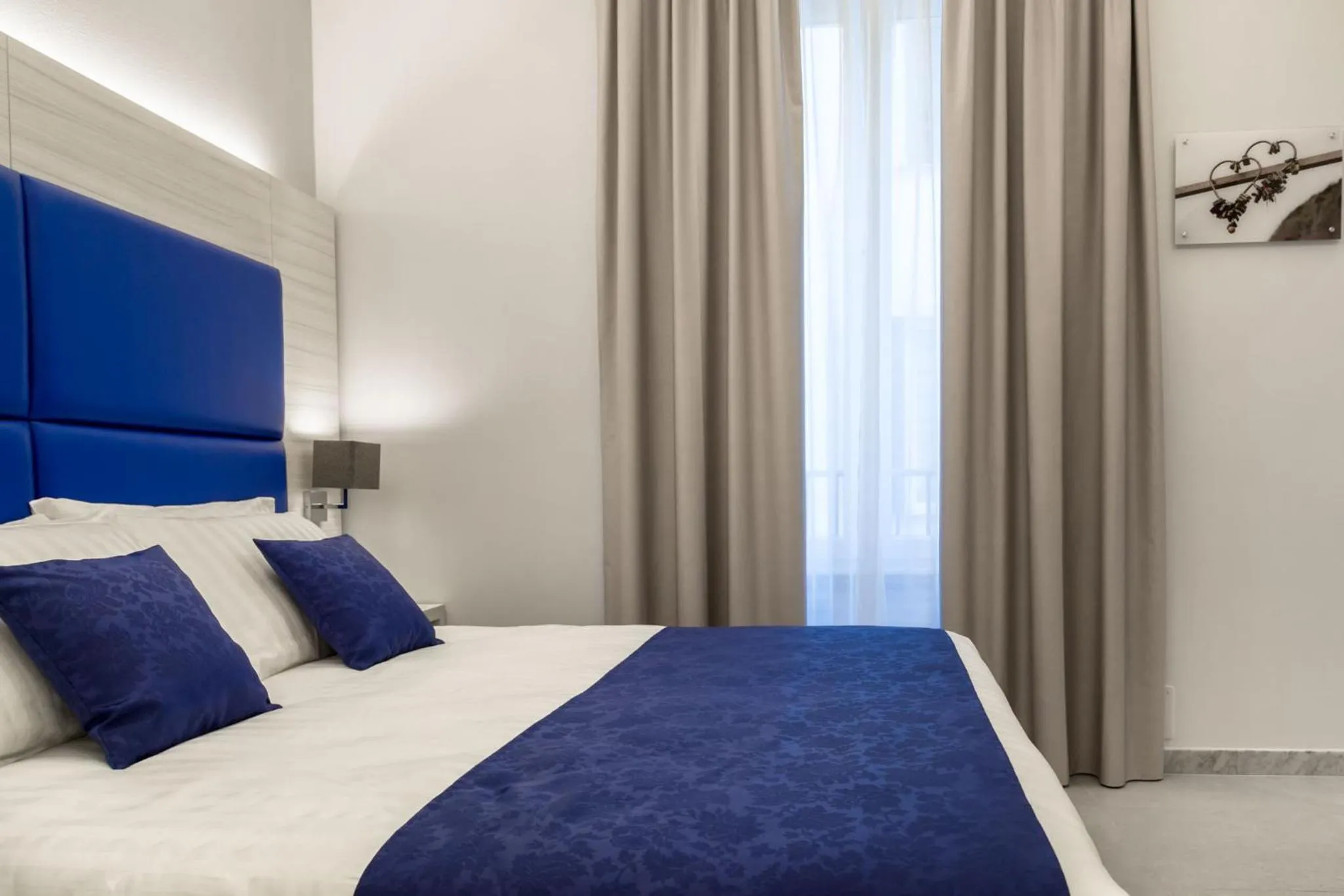 Decorative detail, Bed in Cinqueterre Behind