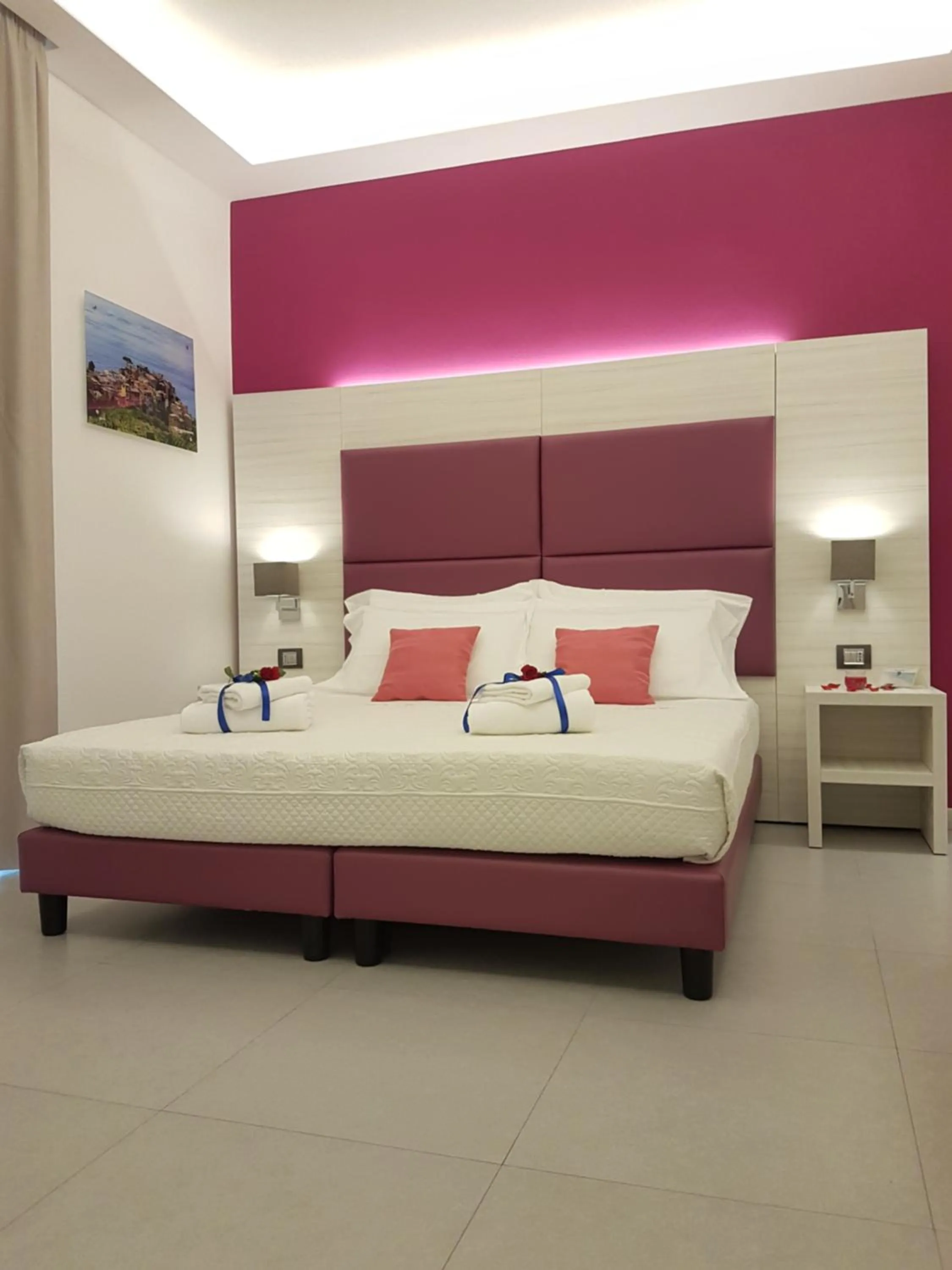 Bed in Cinqueterre Behind