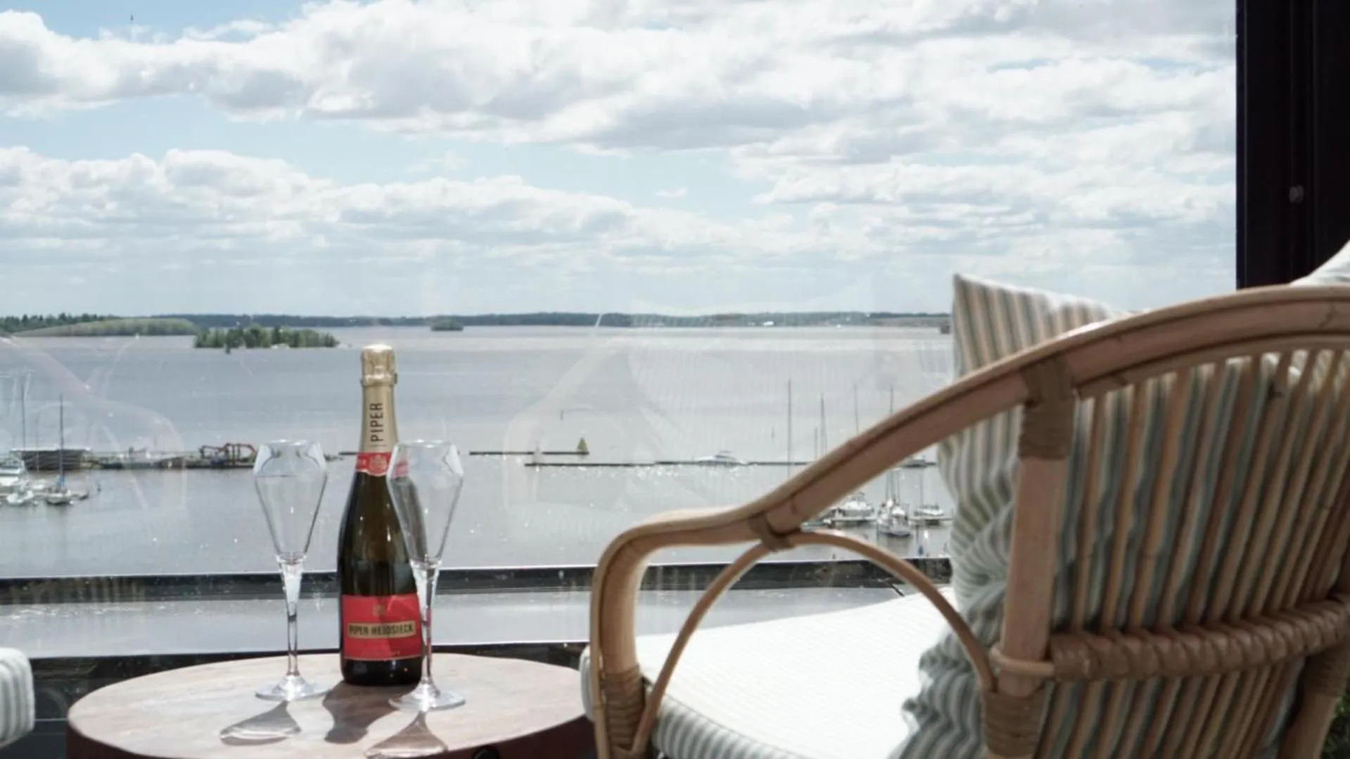 Balcony/Terrace in Steam Hotel