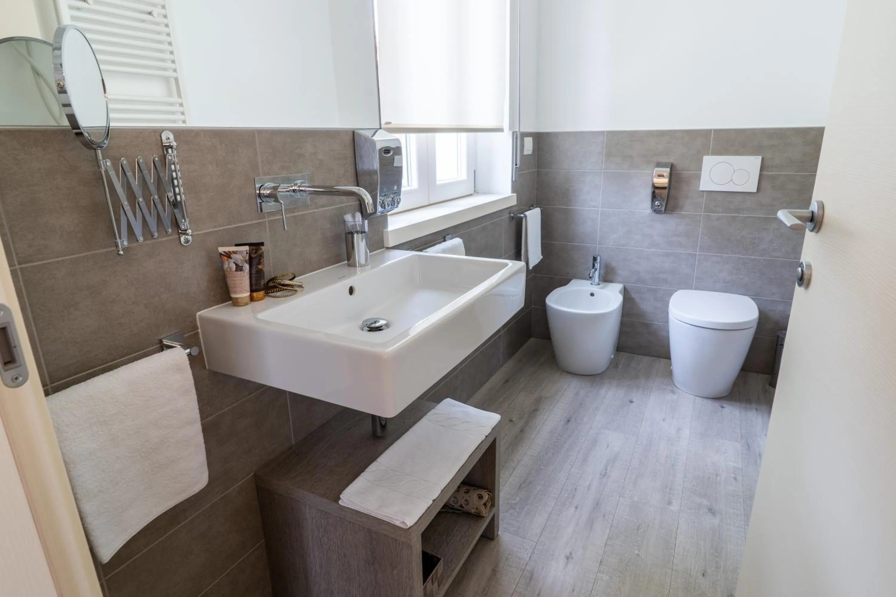 Bathroom in Dolce Notte