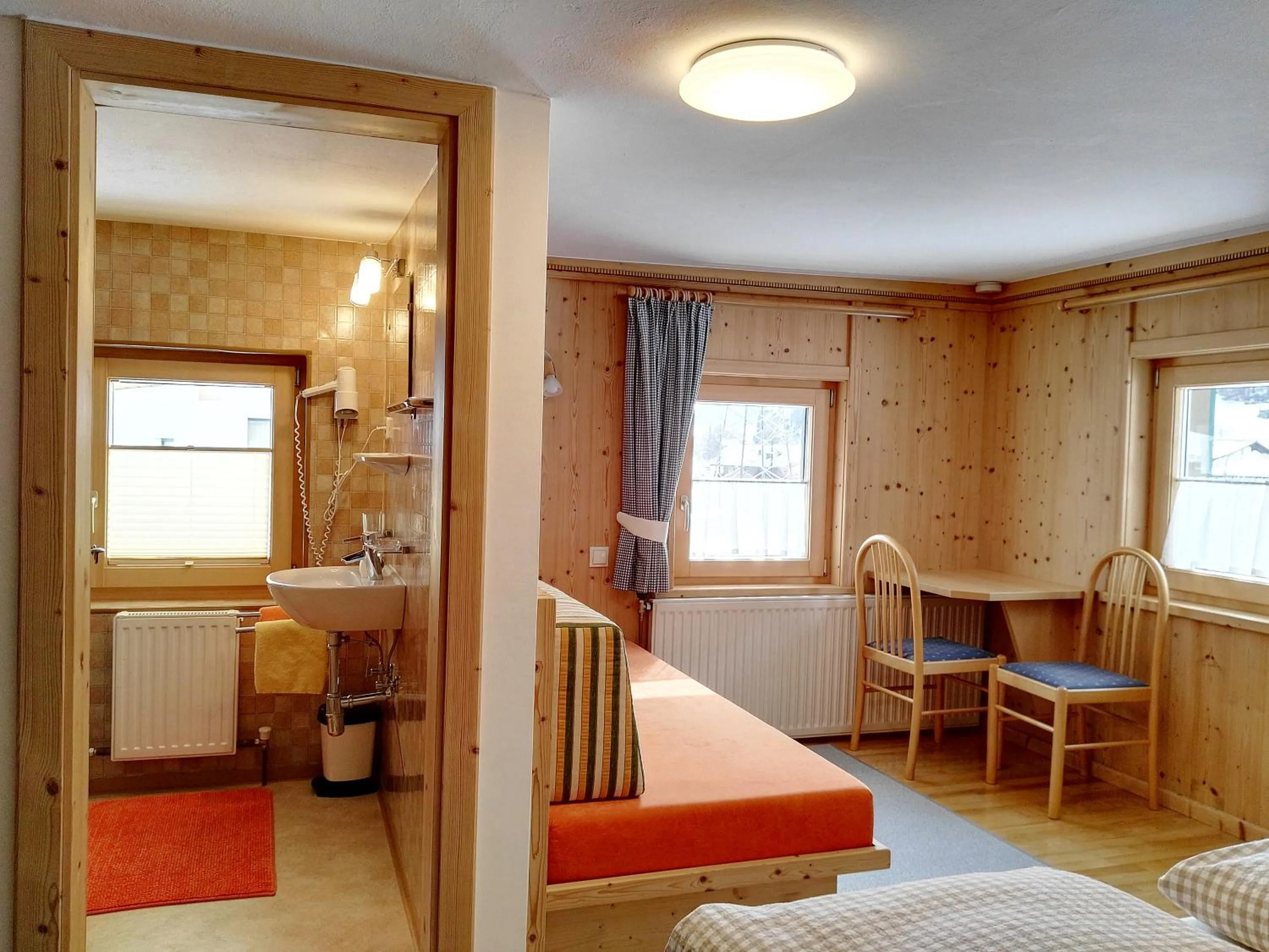 Photo of the whole room, Bed in Landhaus Hubert Fiegl