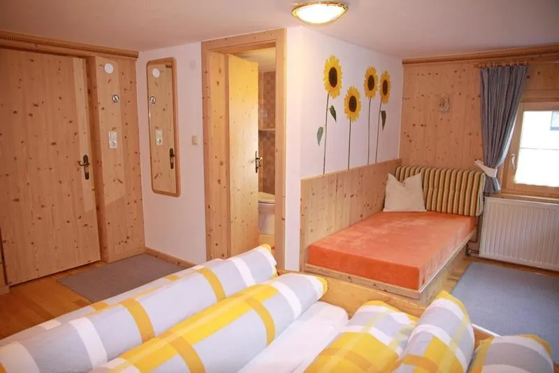 Photo of the whole room, Bed in Landhaus Hubert Fiegl