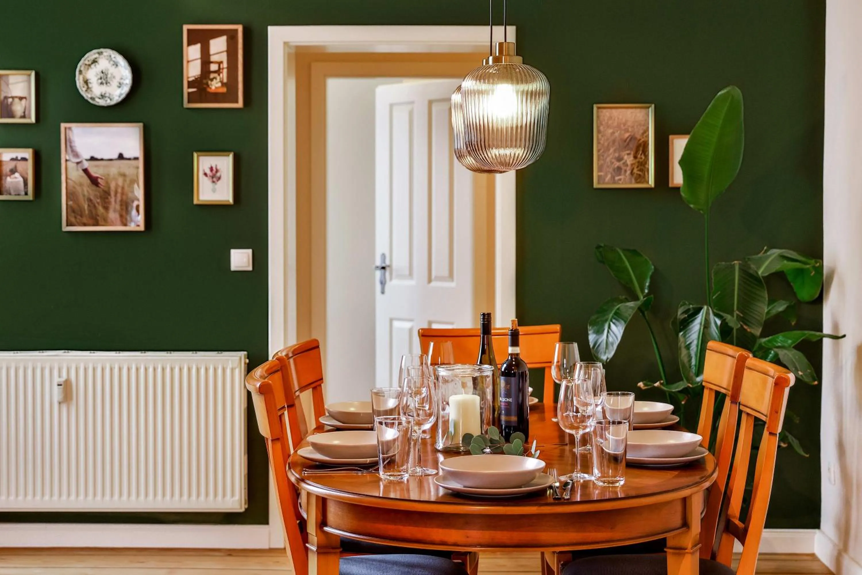 Dining area in Apartments am Bahnhof