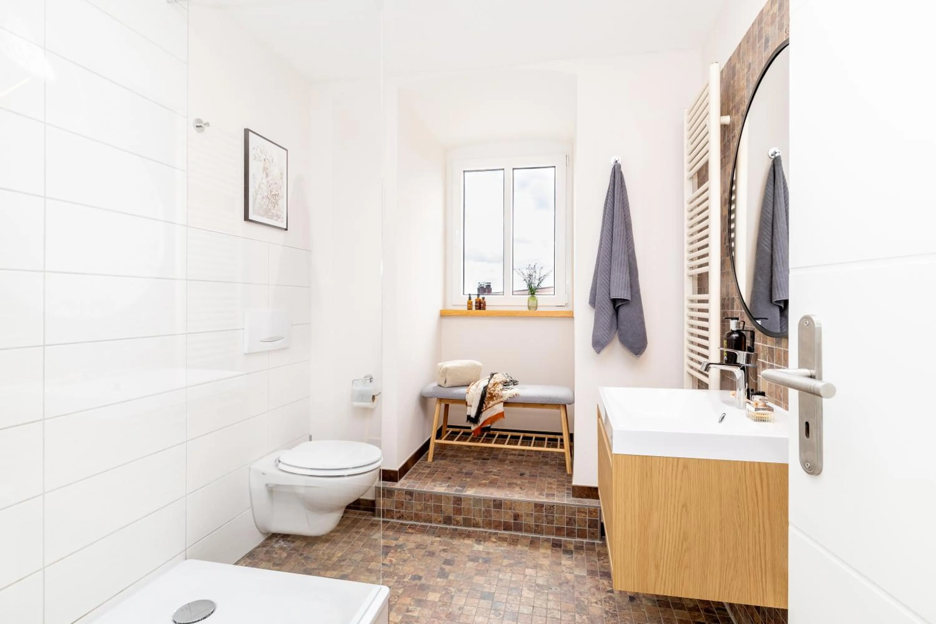 Shower in Apartments am Bahnhof