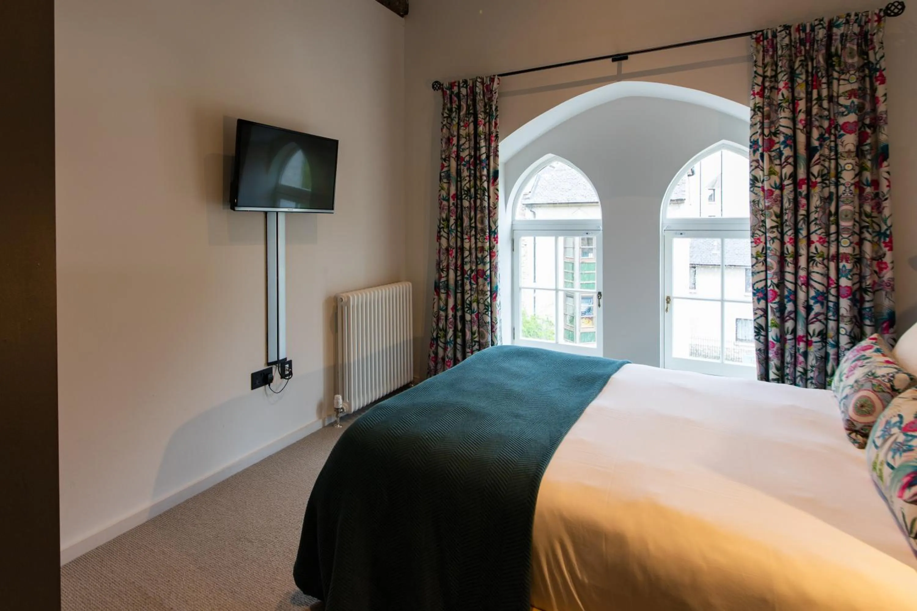 Bedroom, Bed in Linton Collection - Blackfriars Lofts