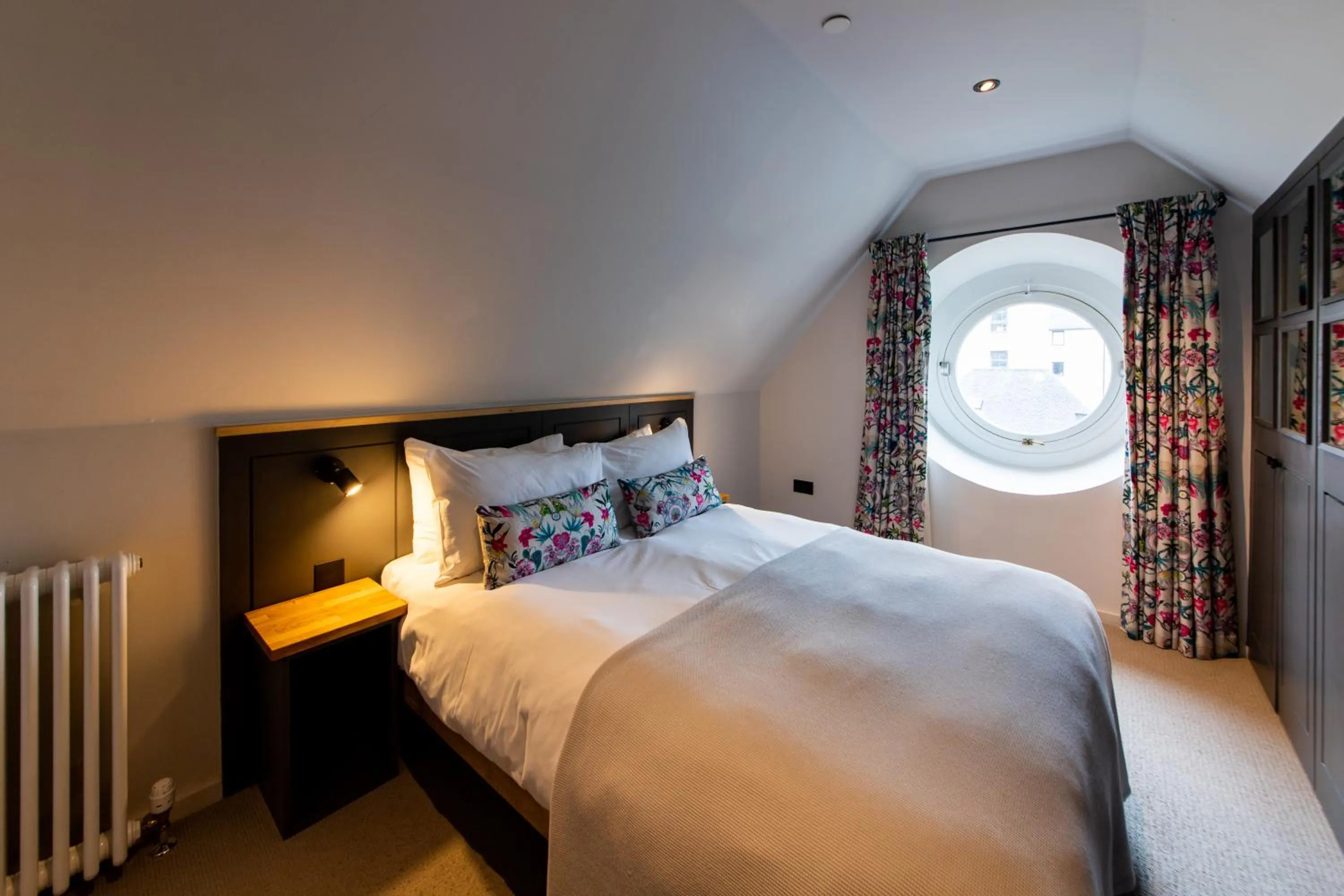 Bedroom, Bed in Linton Collection - Blackfriars Lofts