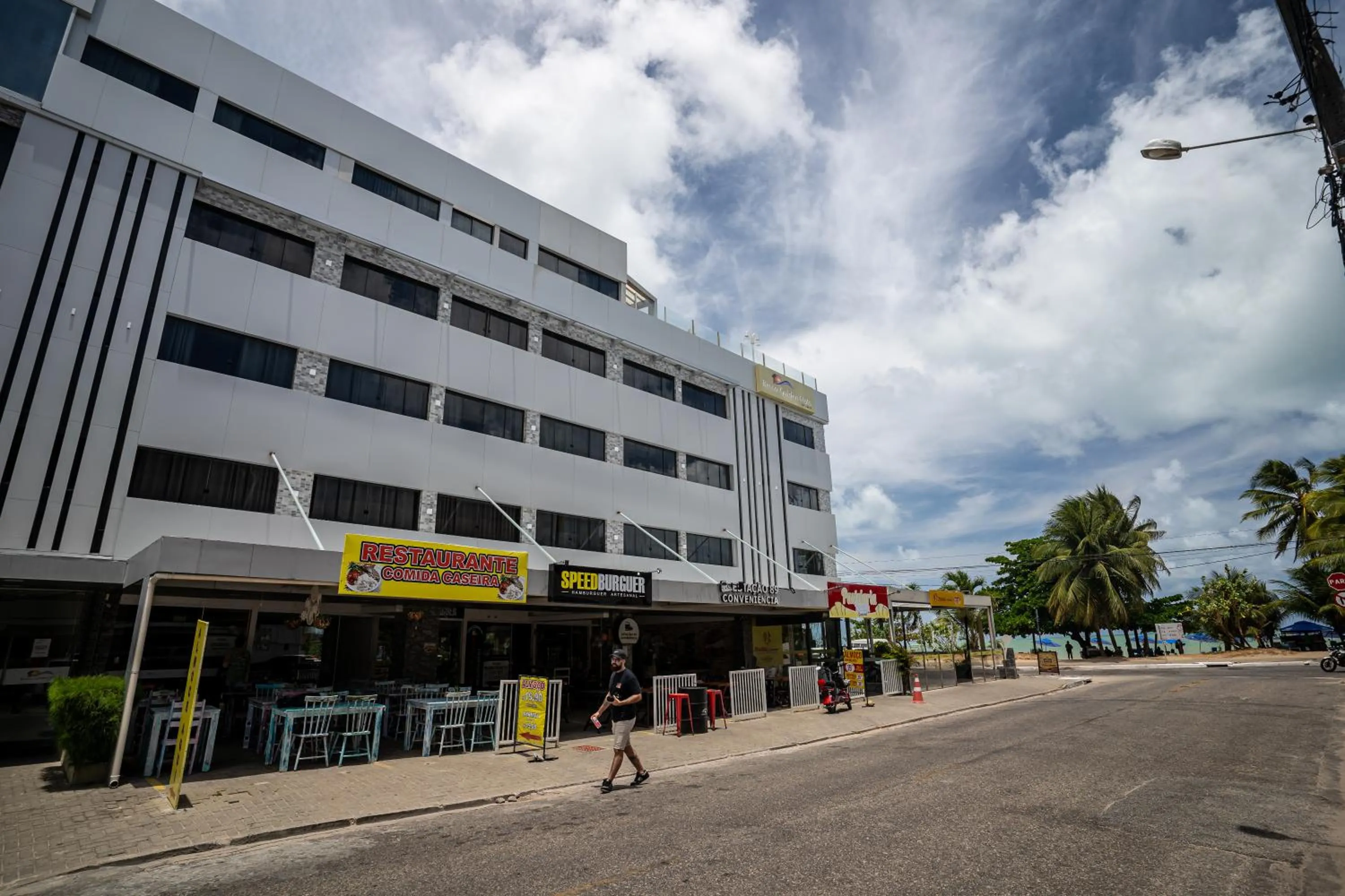 Property building in Bessa Golden Flats