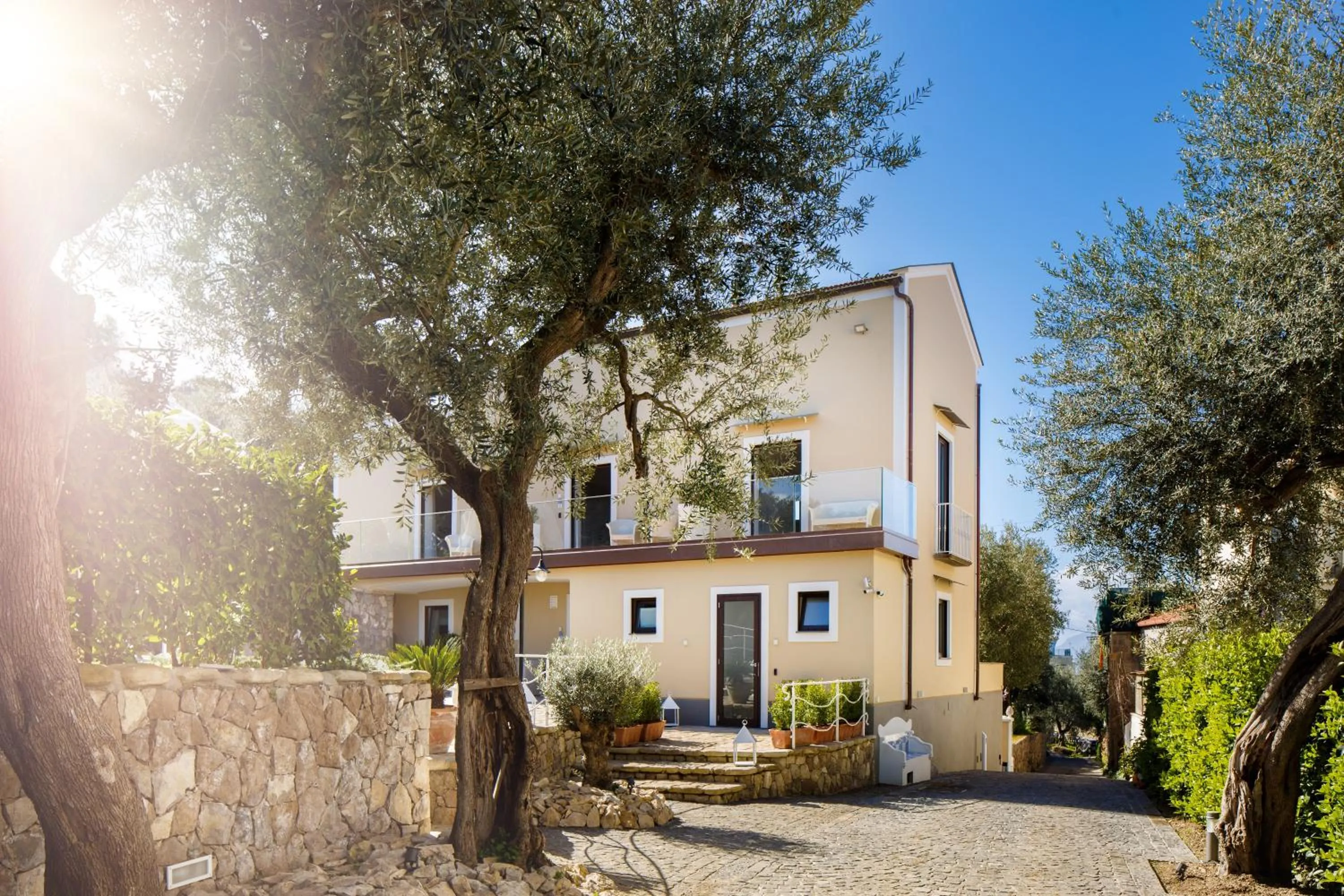 Facade/entrance in MelRose Relais