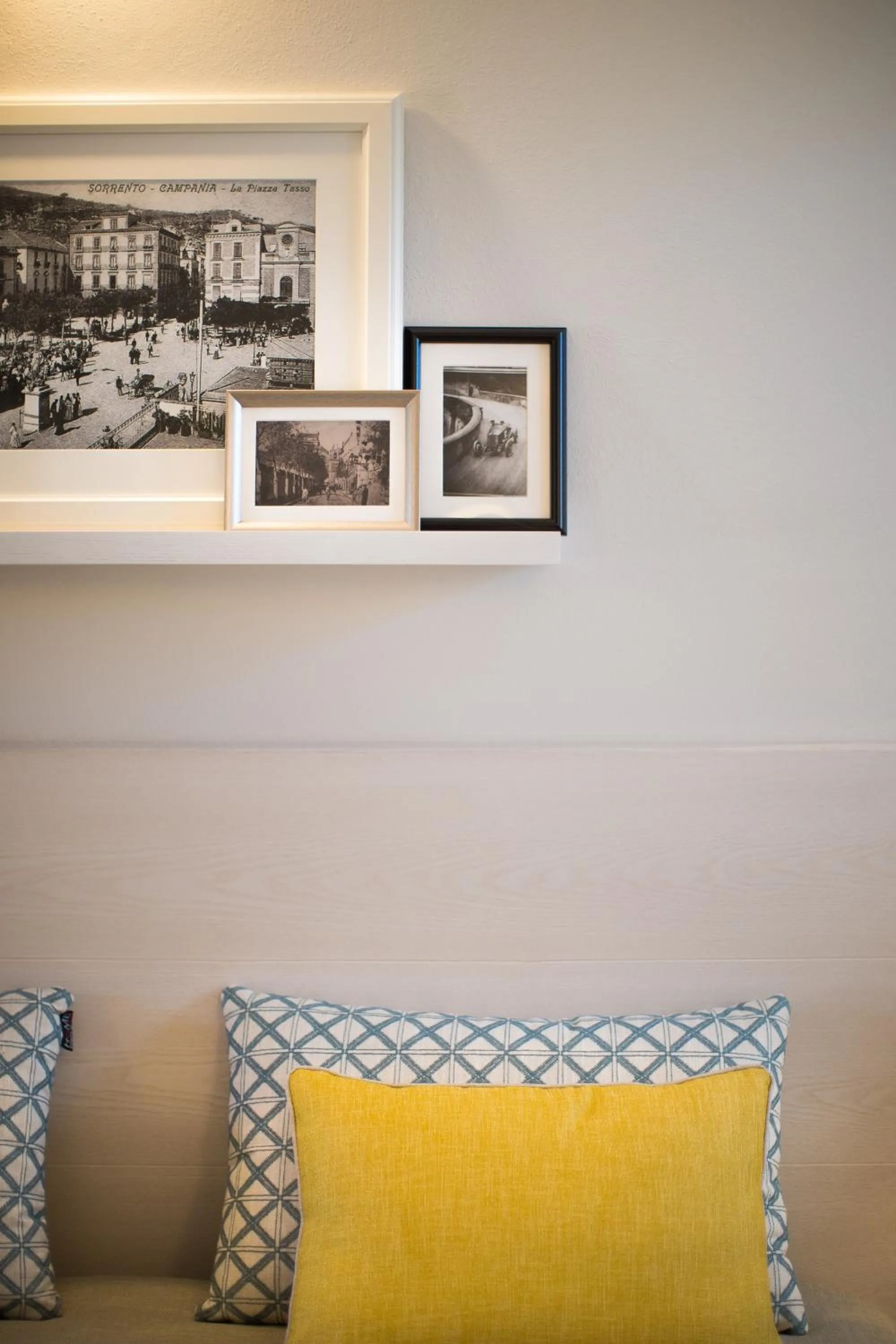 Decorative detail in MelRose Relais