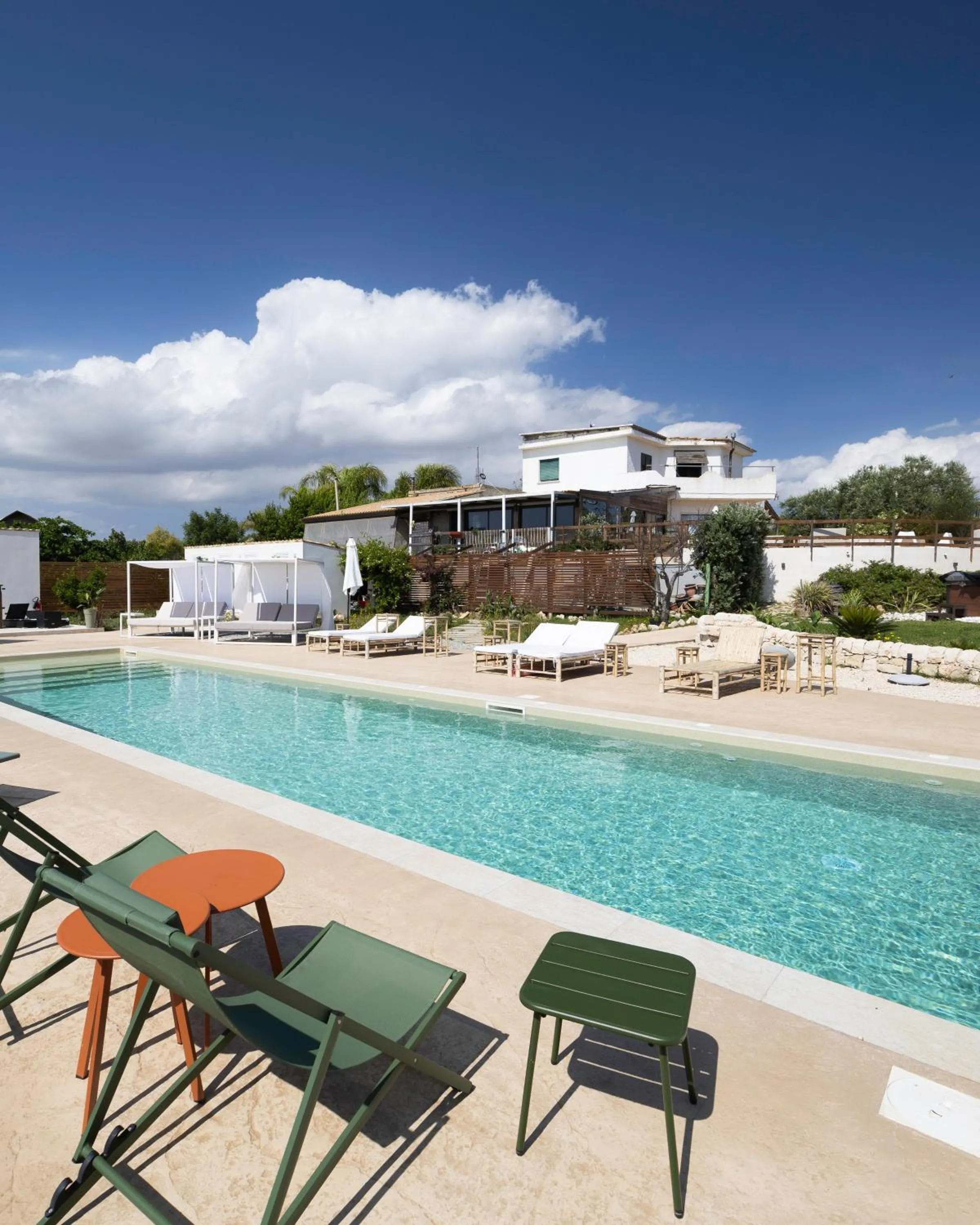 Swimming pool in Ciriga Sicily Glamping