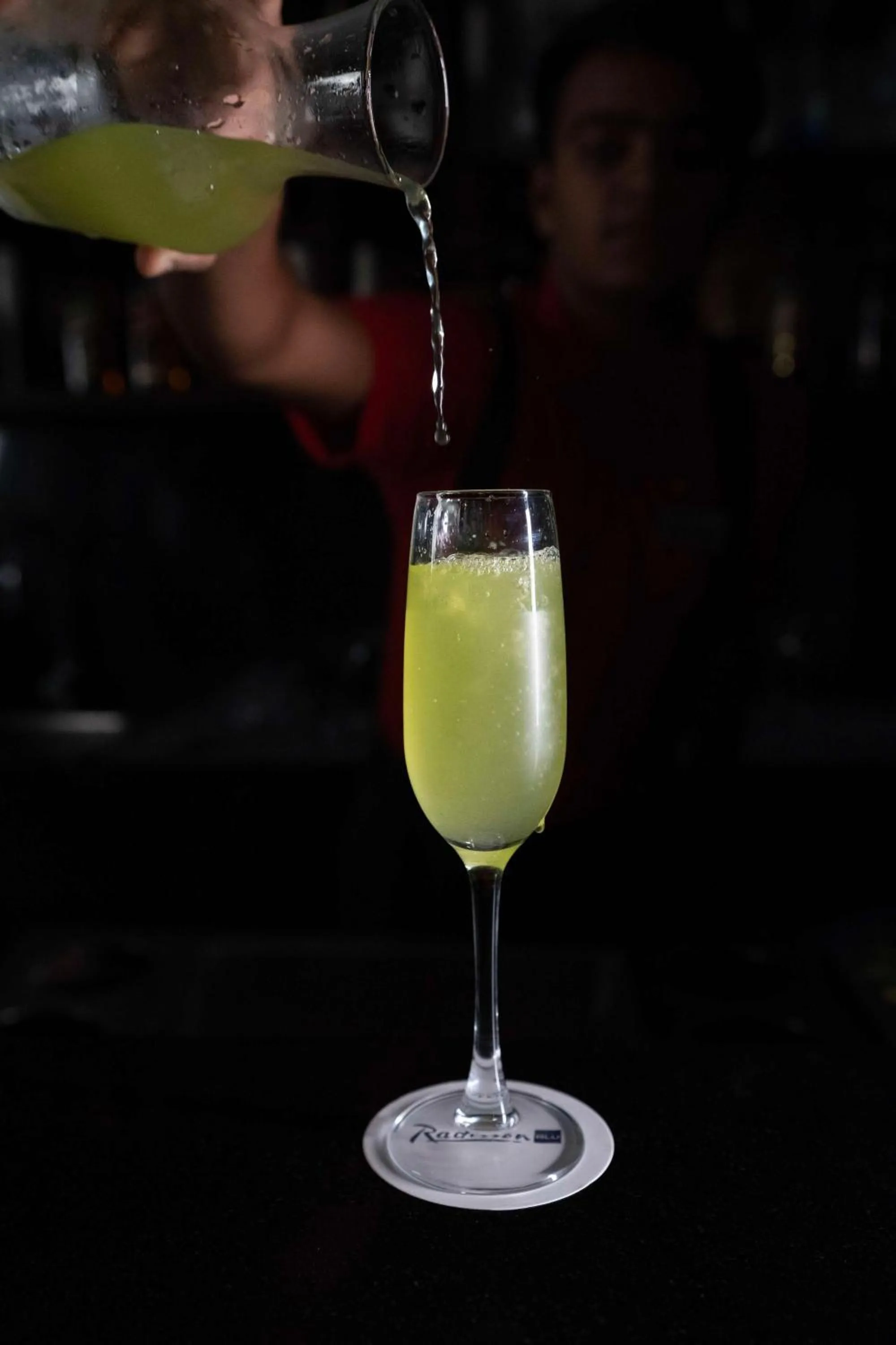 Lounge or bar in Radisson Blu Pune Hinjawadi