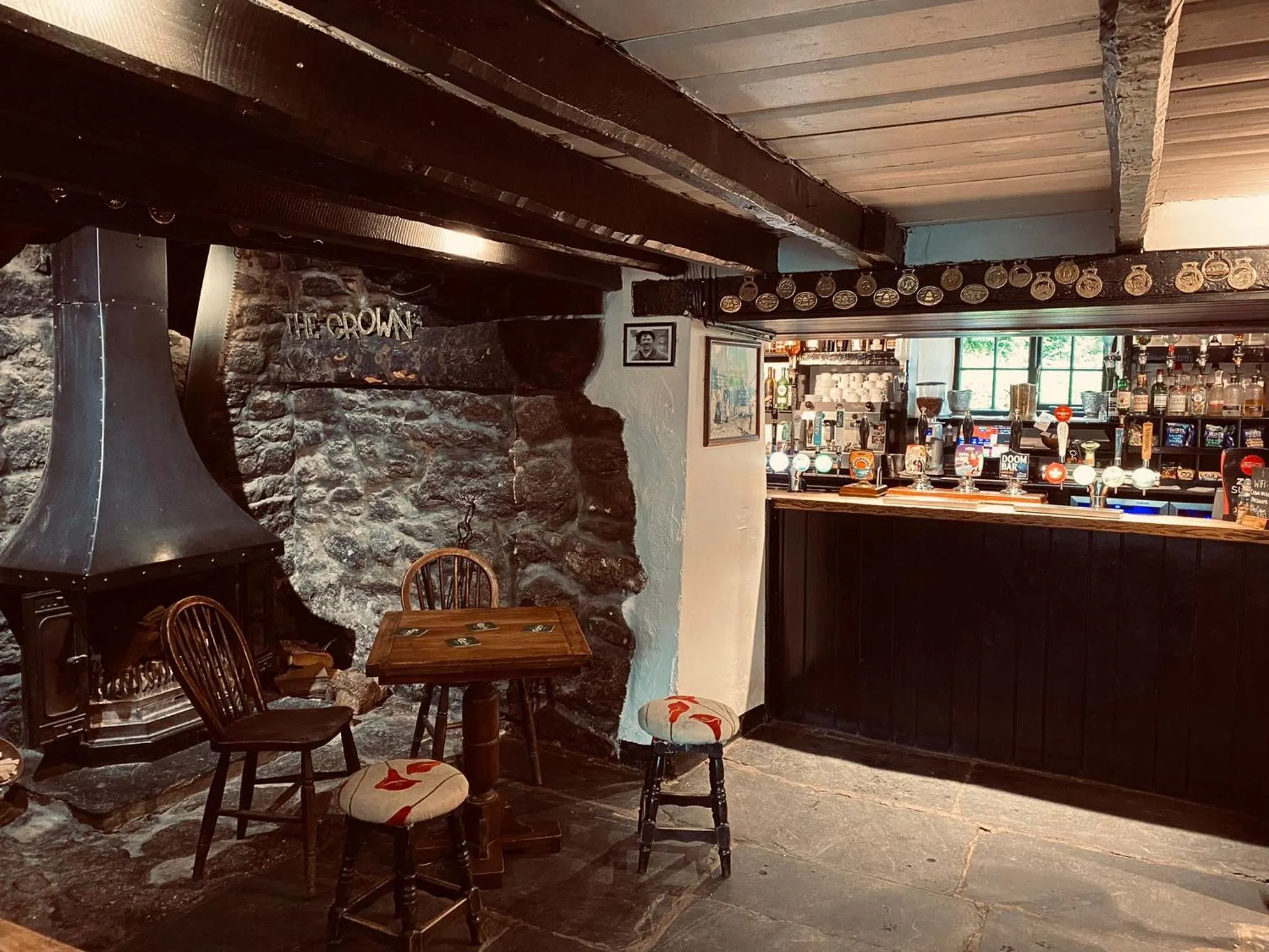 Lounge or bar in The Crown Inn