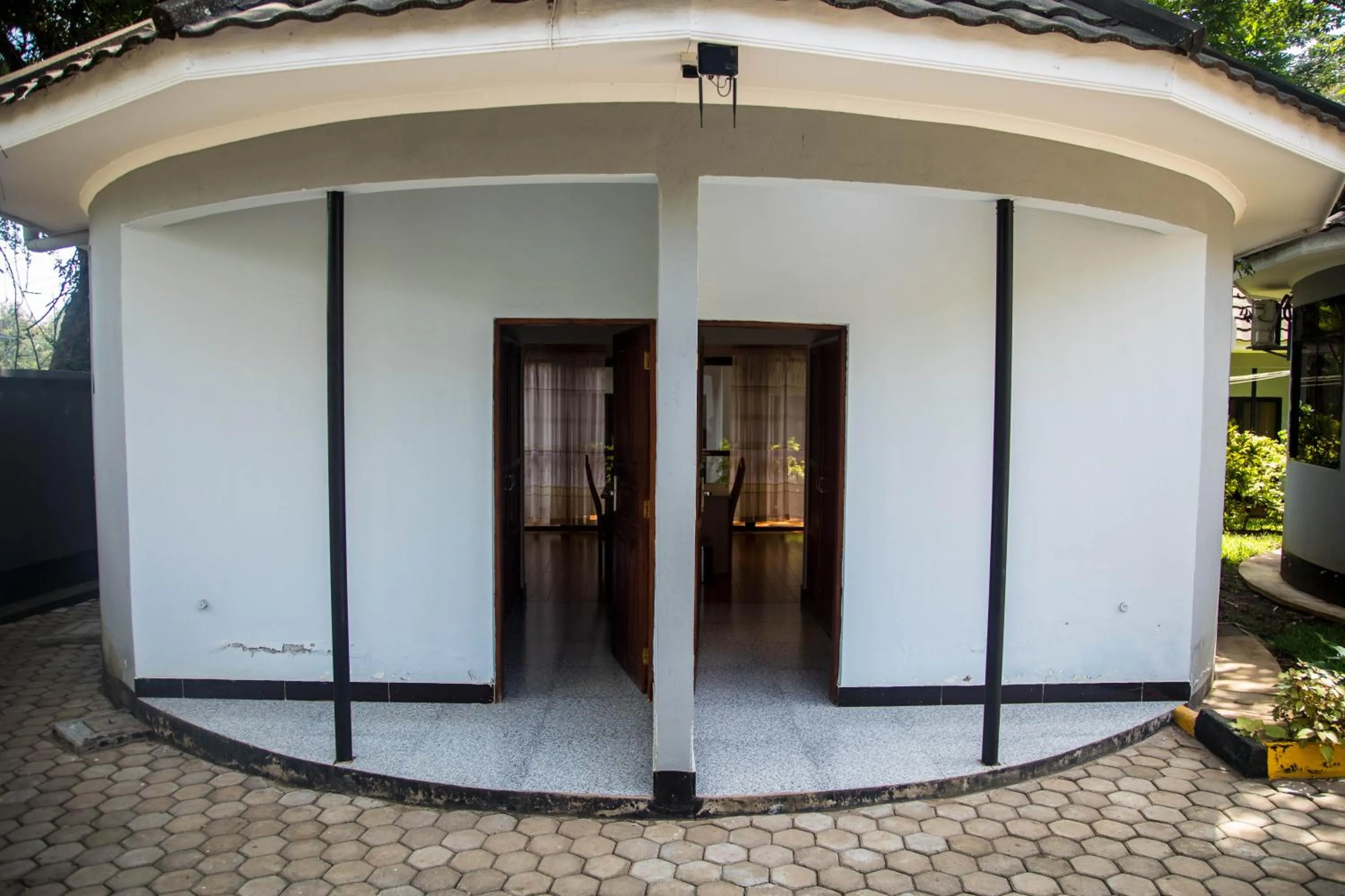 Property building in Panama Garden Resort