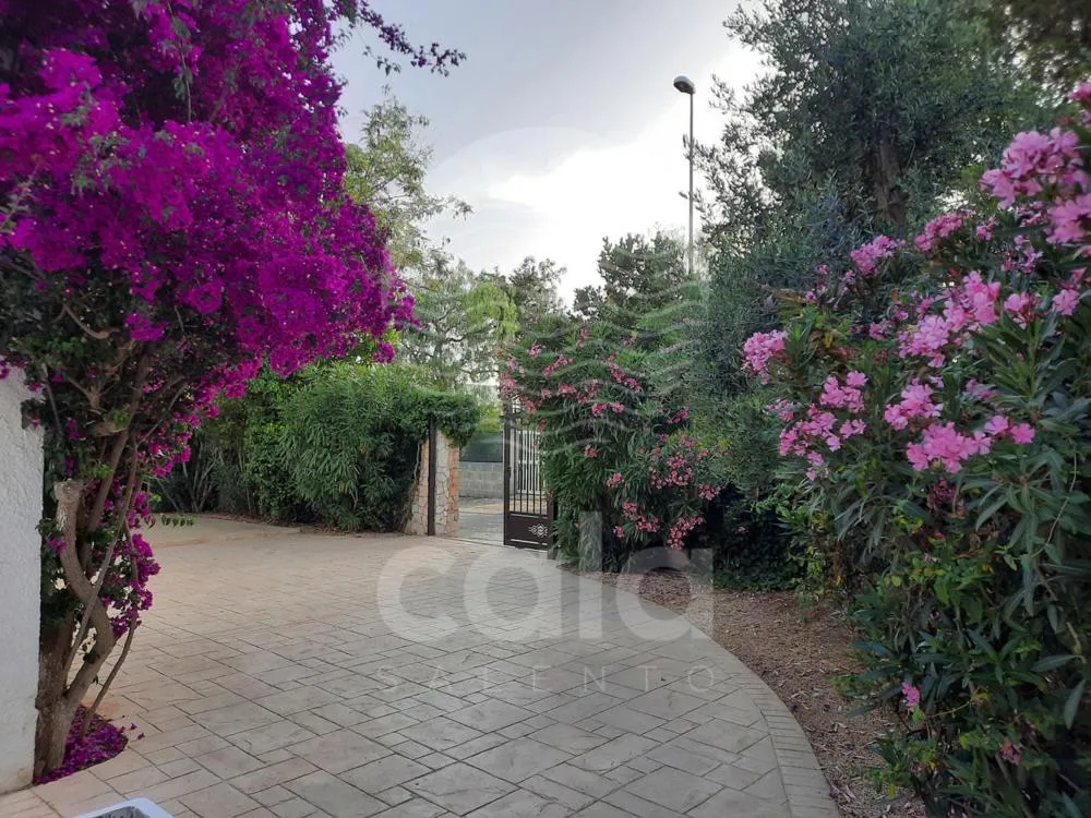 Property building in Villa Teresa - giardino privato By Cala Salento