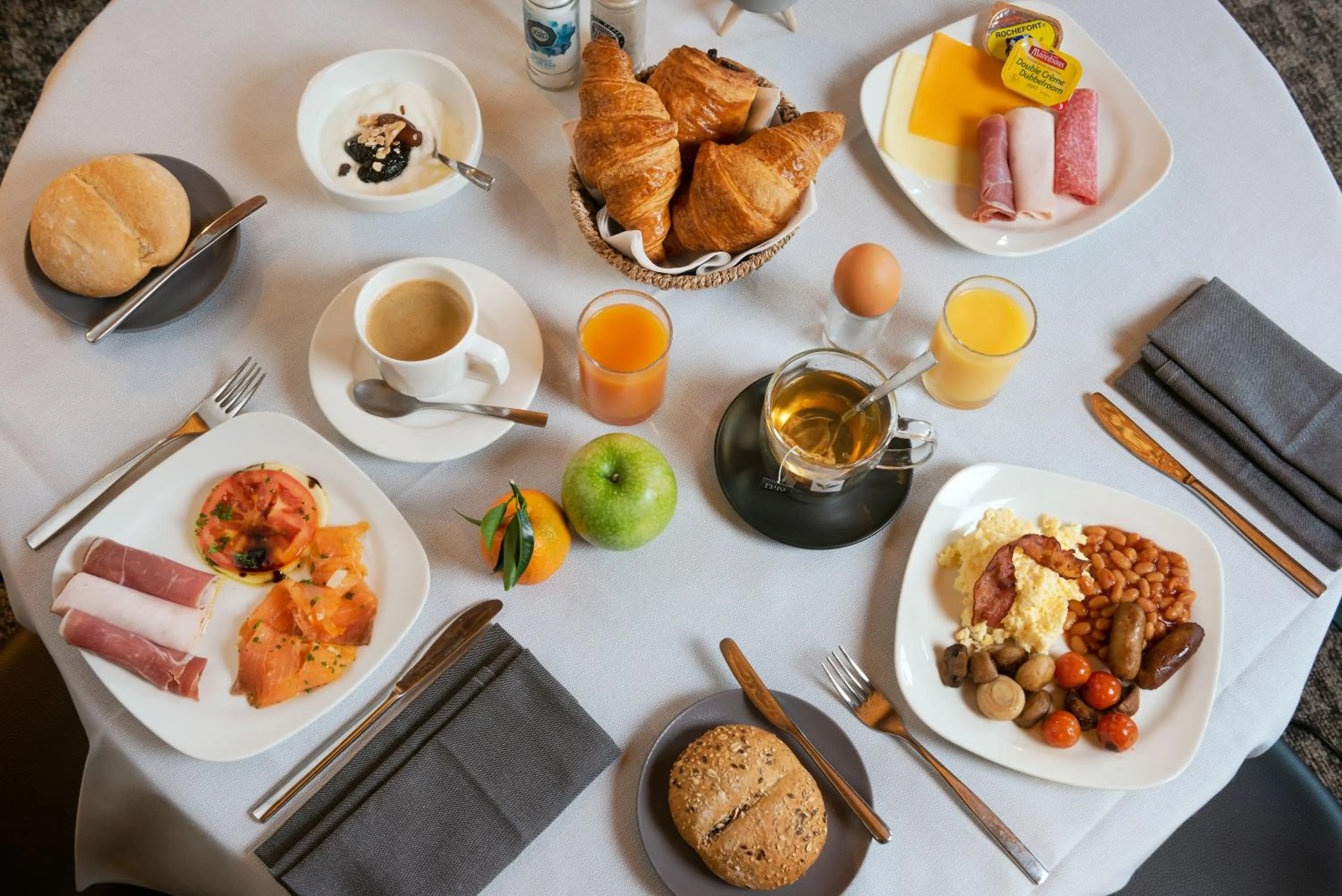 Buffet breakfast, Breakfast in Martin's Waterloo