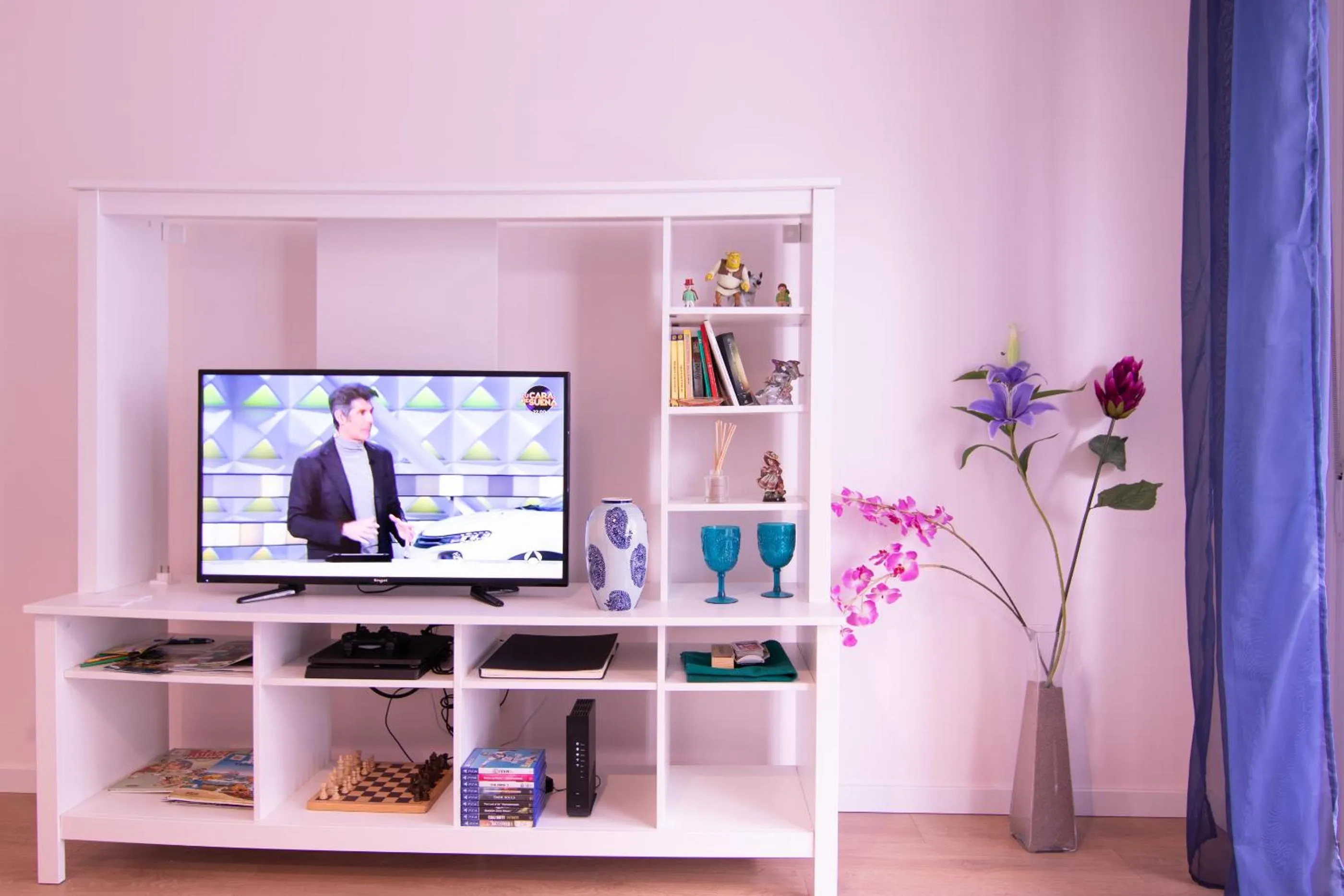 Library in Telmo's Home con PARKING -Sirimiri Apartments-