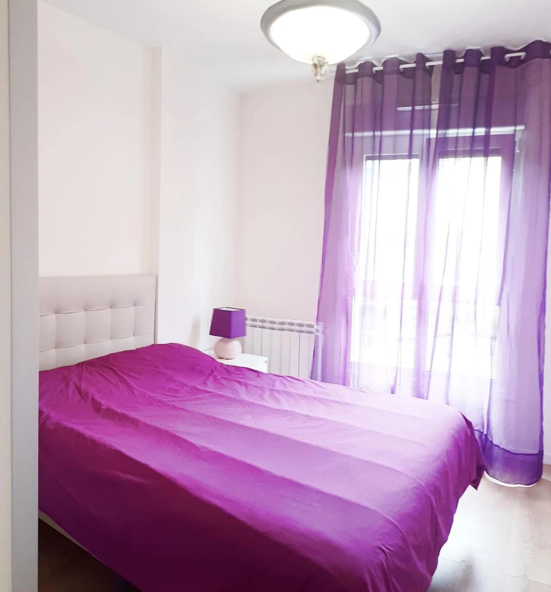 Bed in Telmo's Home con PARKING -Sirimiri Apartments-