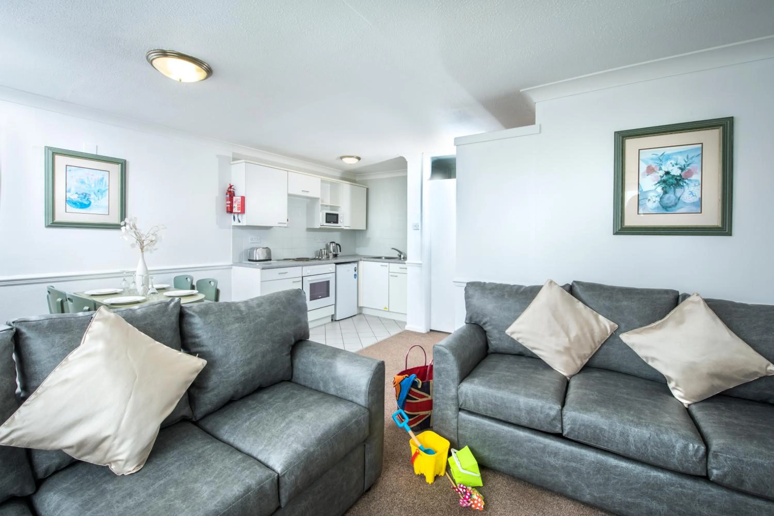 Kitchen or kitchenette in South Bay Holiday Park