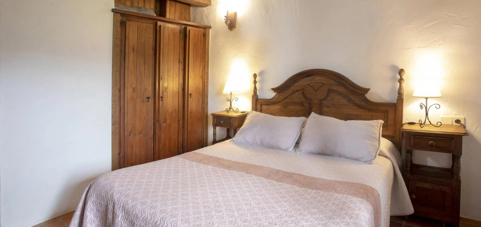 Bed in Hotel Rural Valleoscuru