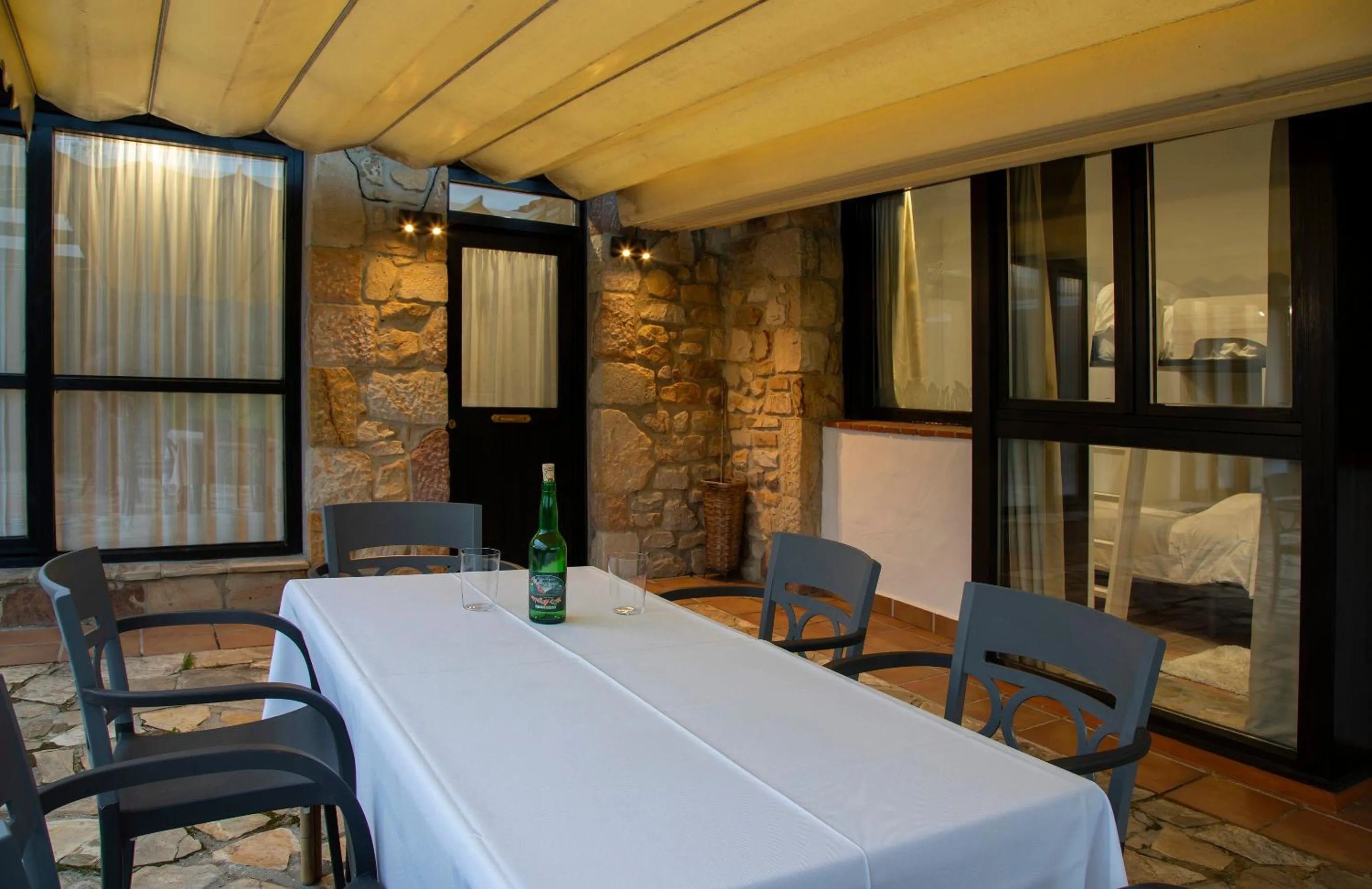 Dining area in Hotel Rural Valleoscuru
