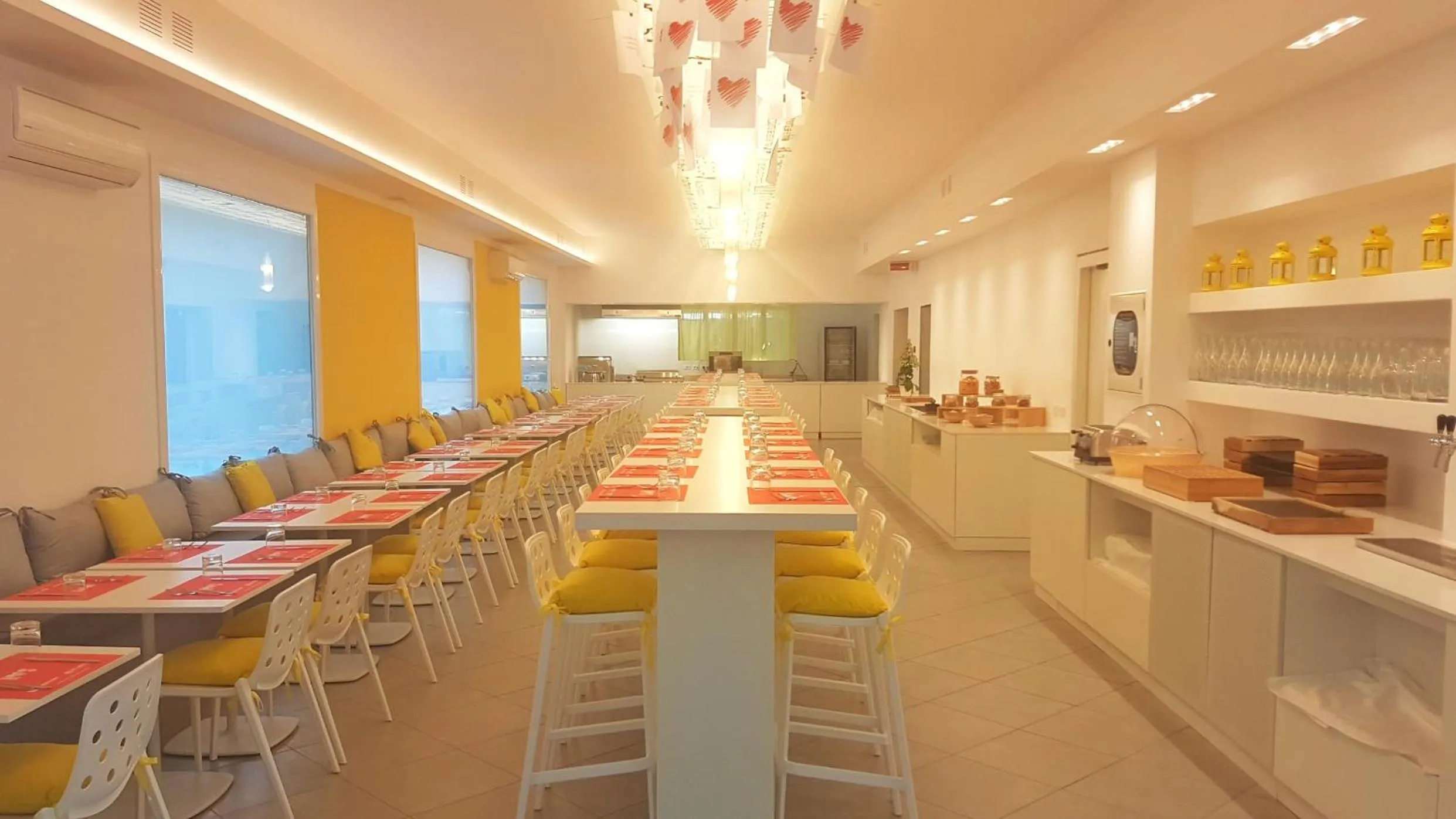 Restaurant/places to eat in Hotel Sabrina Rimini