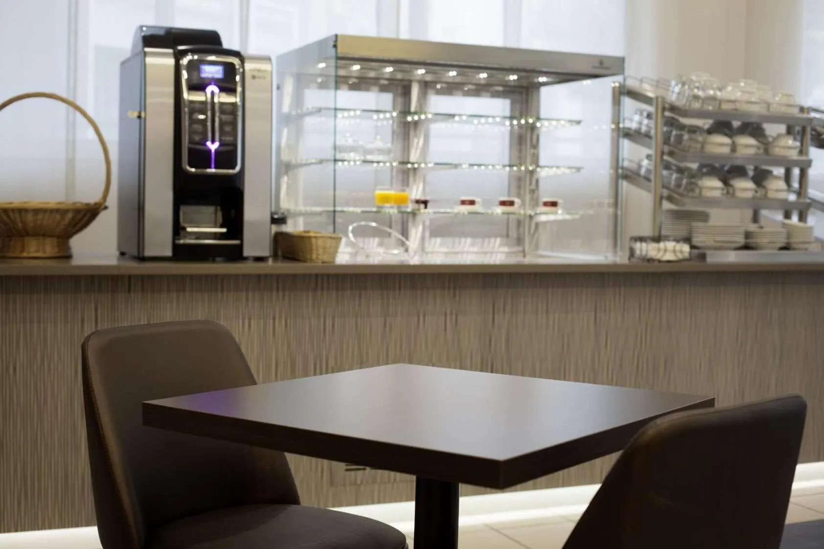 Breakfast in Brit Hotel de Grignan Vichy