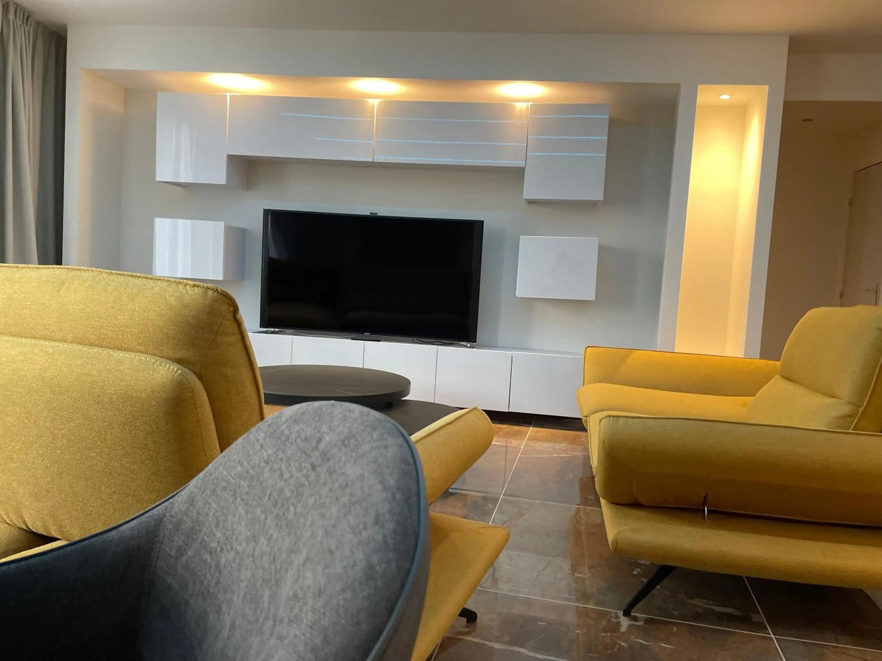 Living room in Brit Hotel de Grignan Vichy