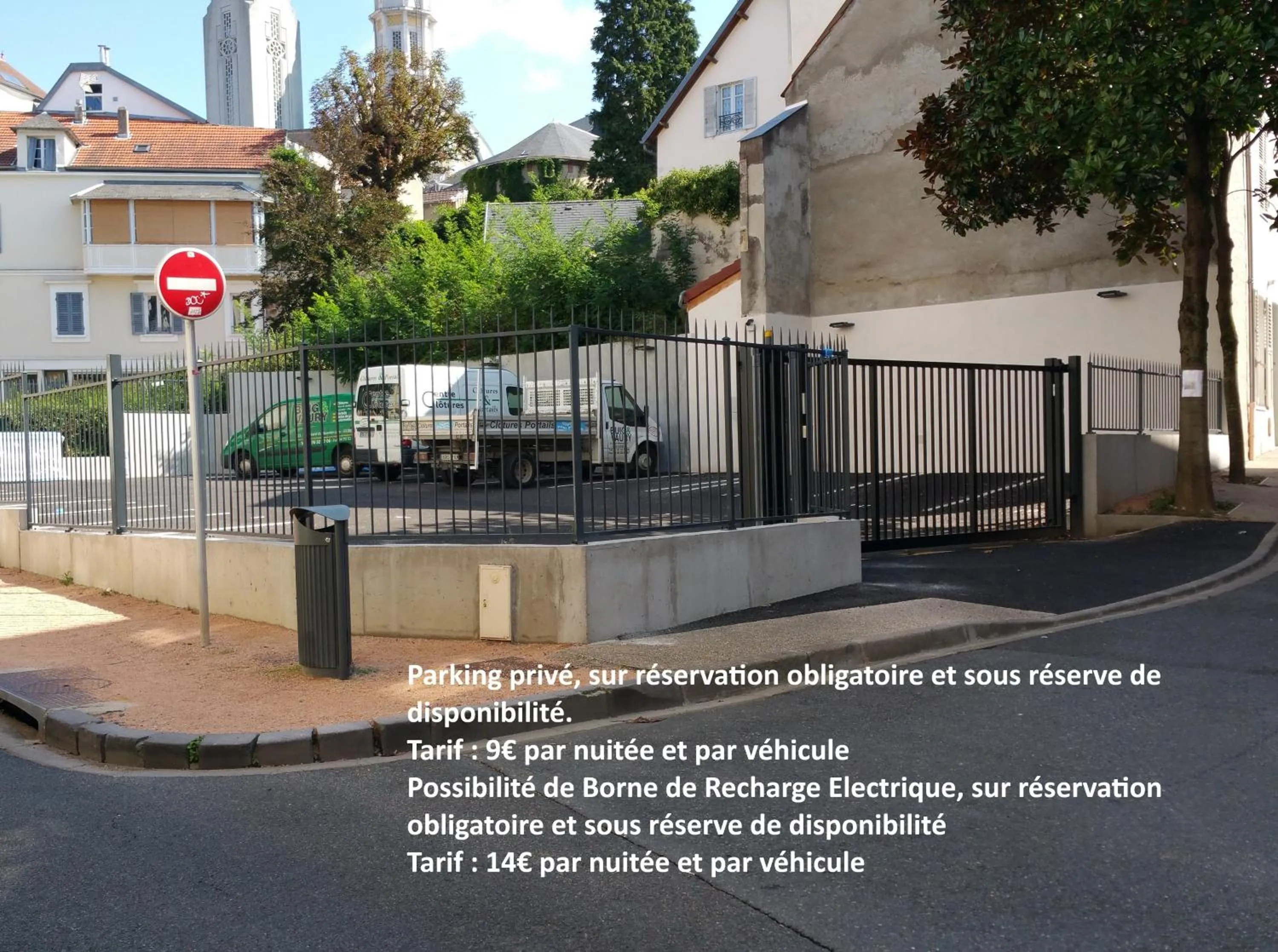 Street view in Brit Hotel de Grignan Vichy