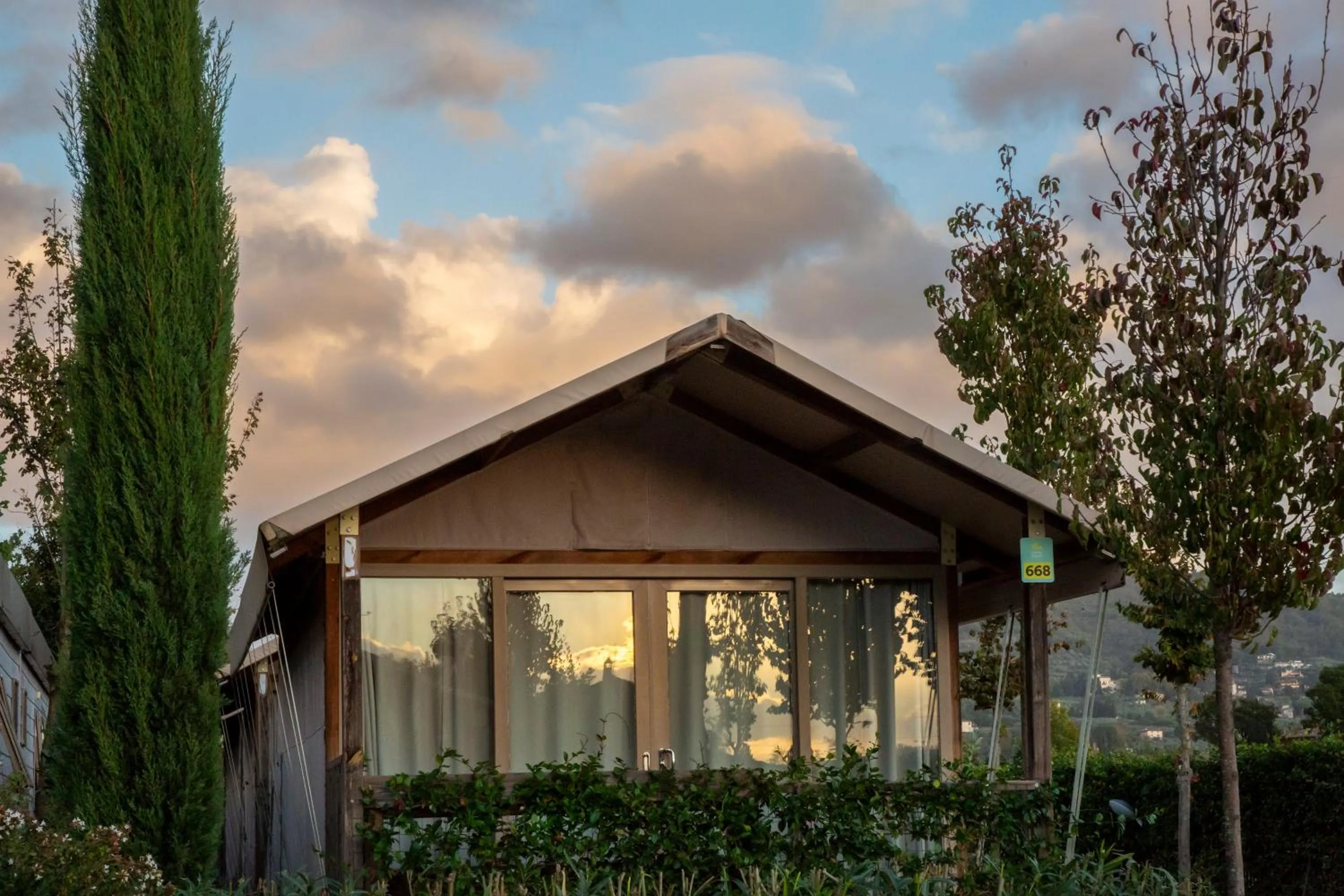 Property building in hu Firenze Camping in Town