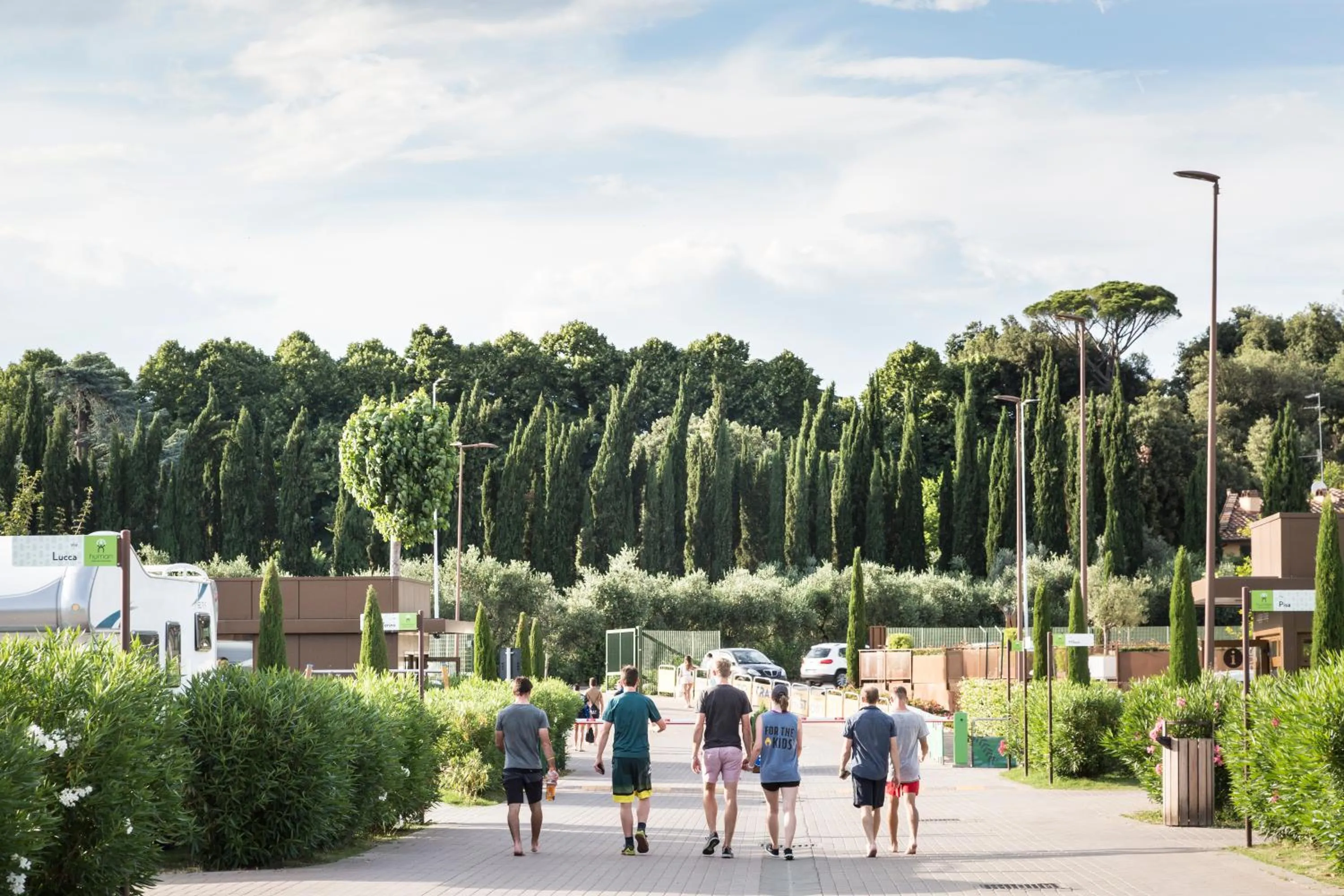 Street view in hu Firenze Camping in Town