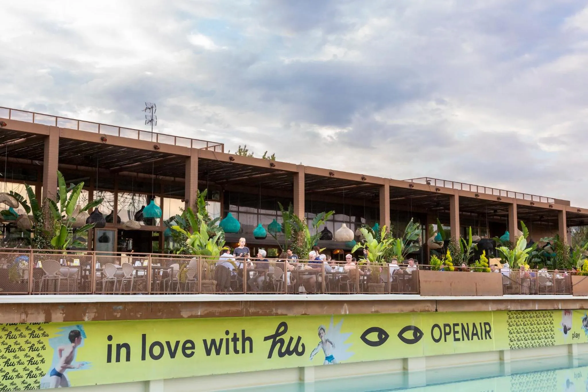 Restaurant/places to eat in hu Firenze Camping in Town