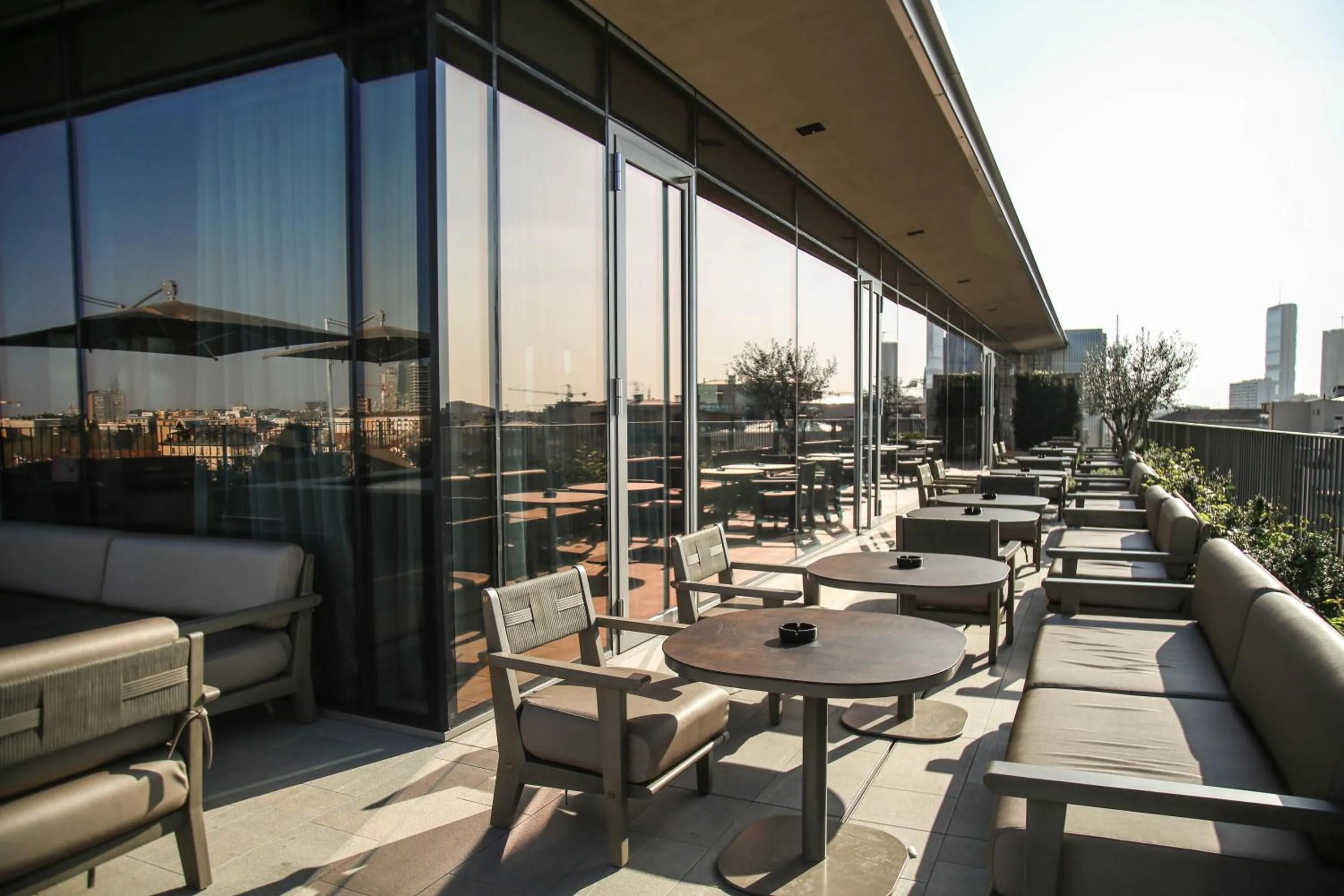 Restaurant/places to eat in Hotel VIU Milan, a Member of Design Hotels