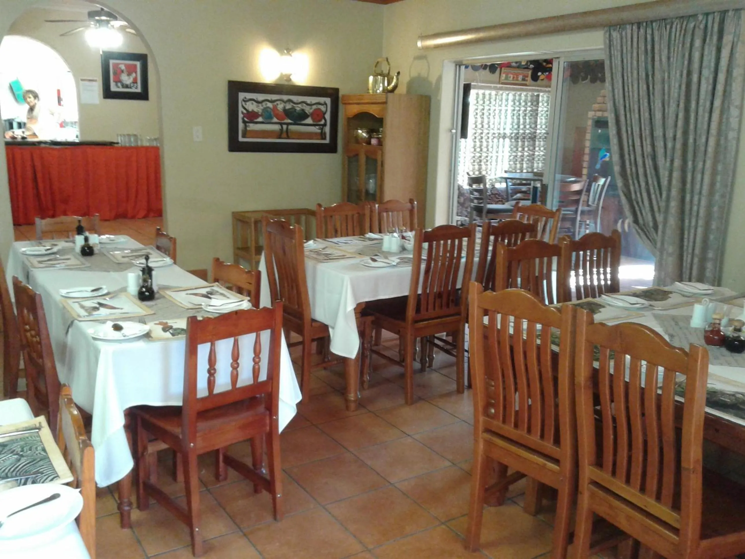 Restaurant/places to eat in Kalahari Guest House