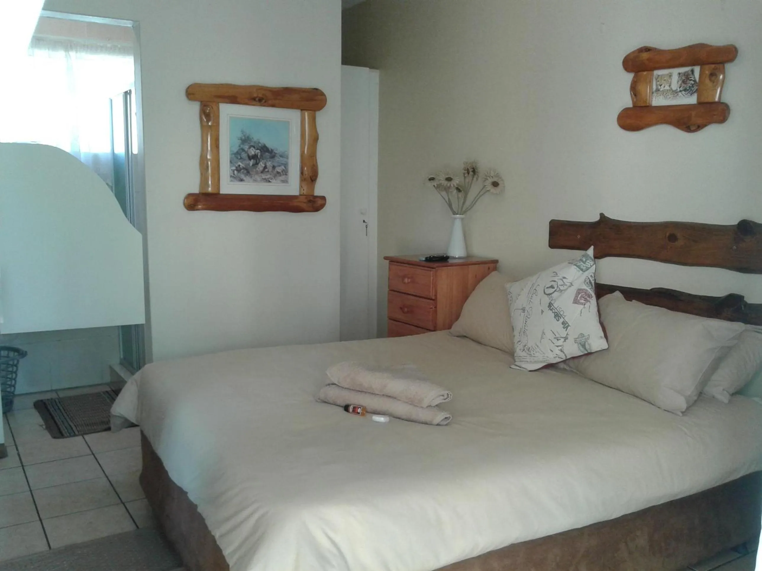 Property building, Bed in Kalahari Guest House