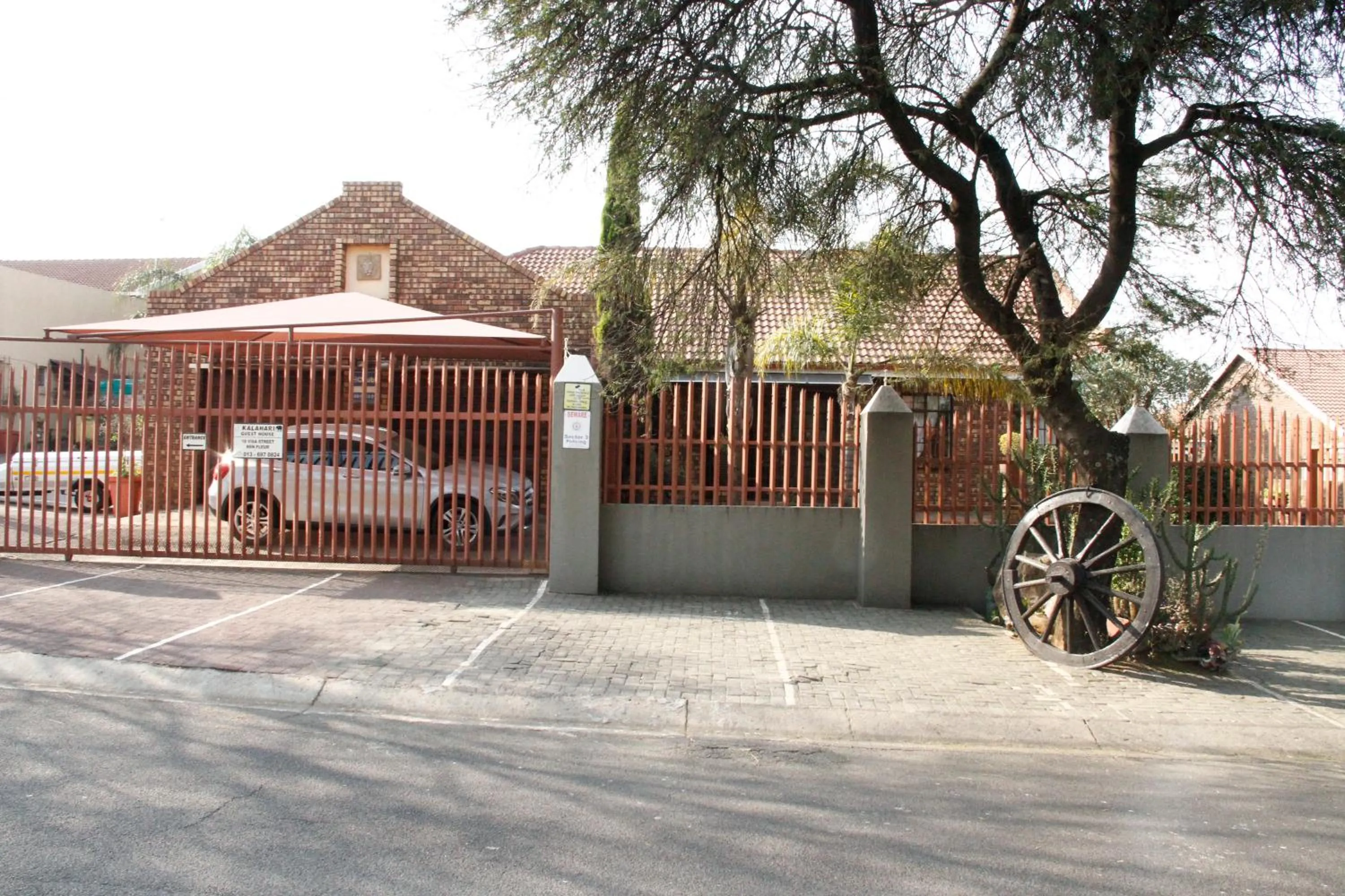 Property building in Kalahari Guest House