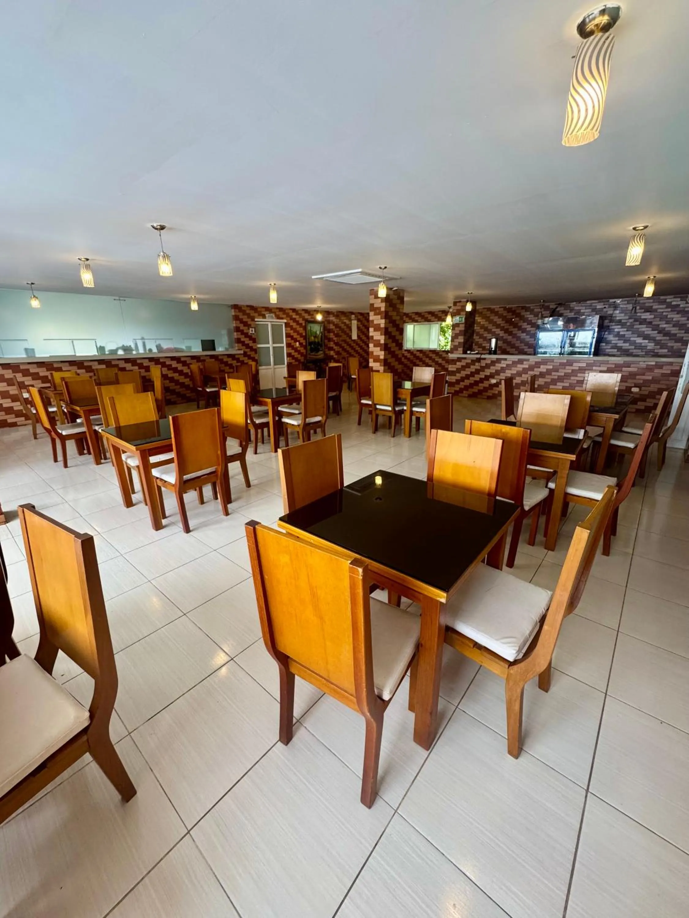 Restaurant/places to eat in Hotel El Bosque Valledupar