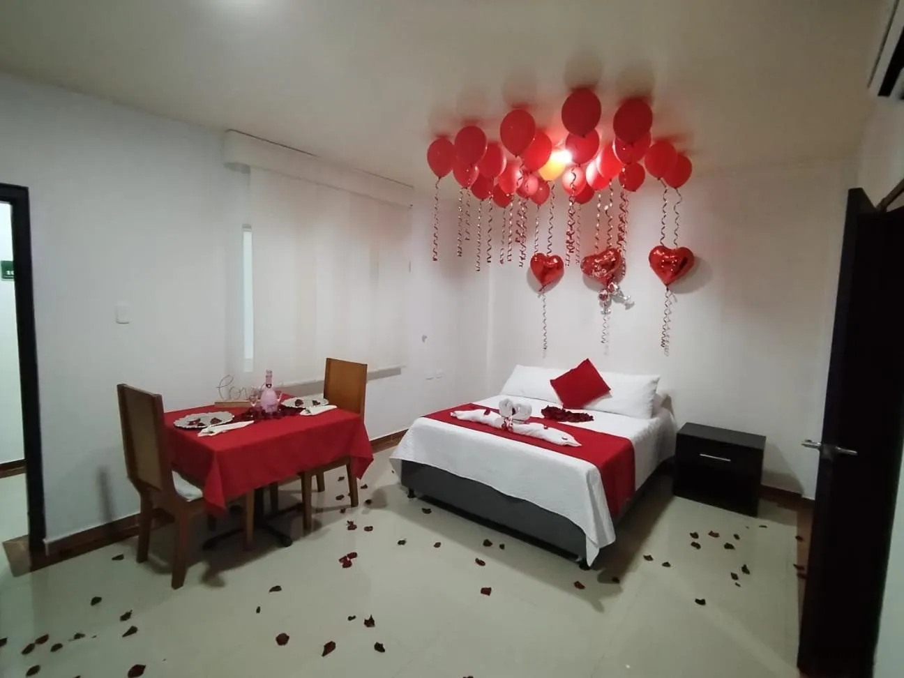 Night, Bed in Hotel El Bosque Valledupar