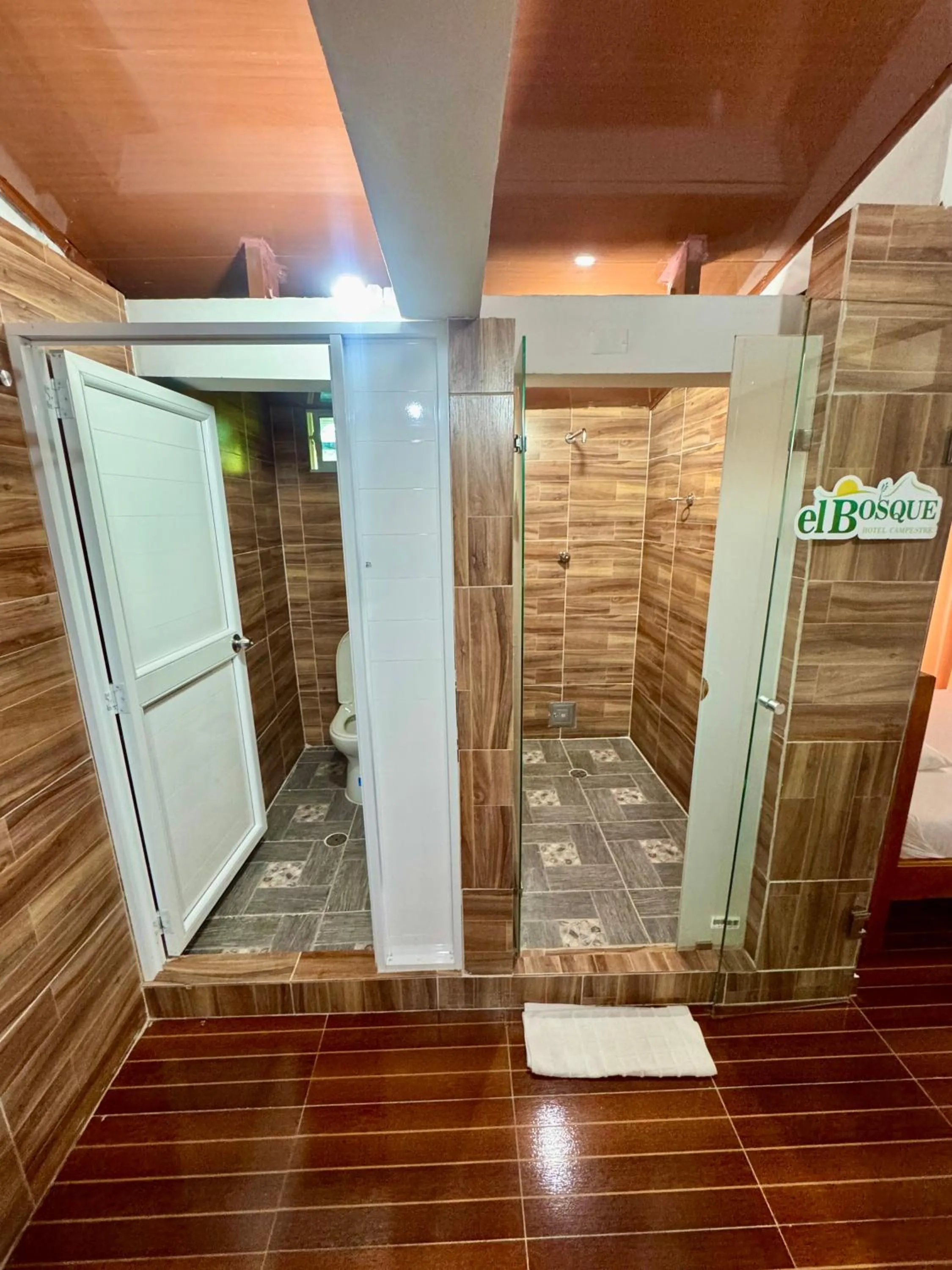 Shower in Hotel El Bosque Valledupar