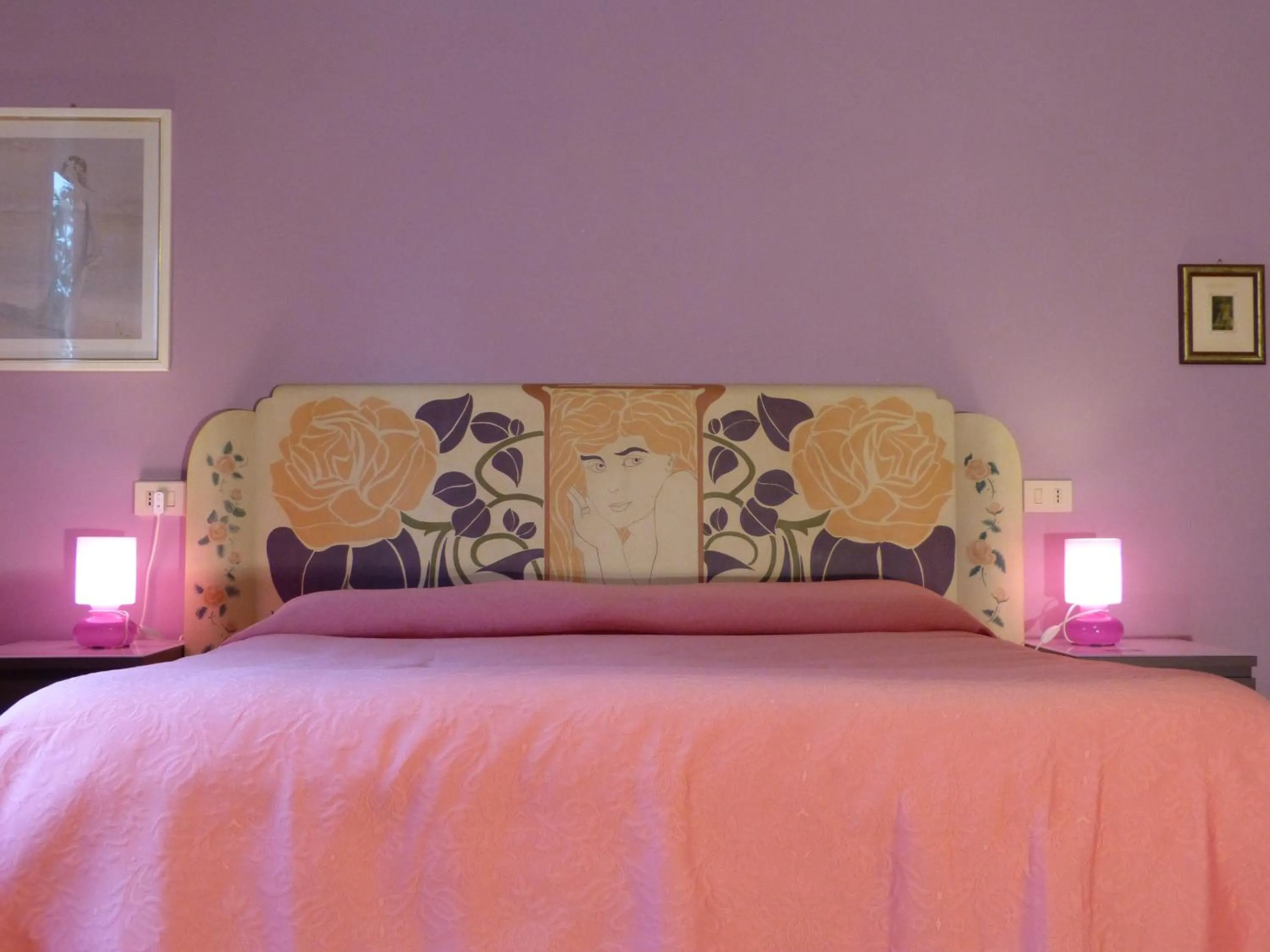 Decorative detail, Bed in Elisir b&b