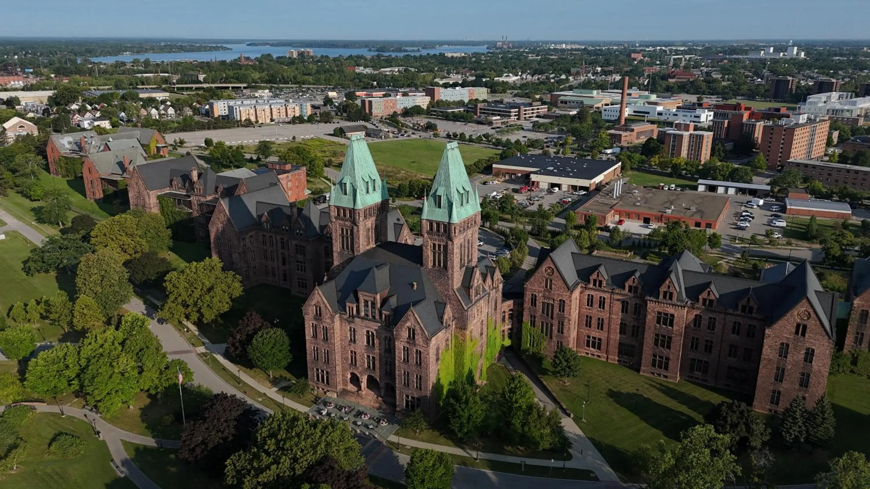 Bird's eye view in The Richardson Hotel