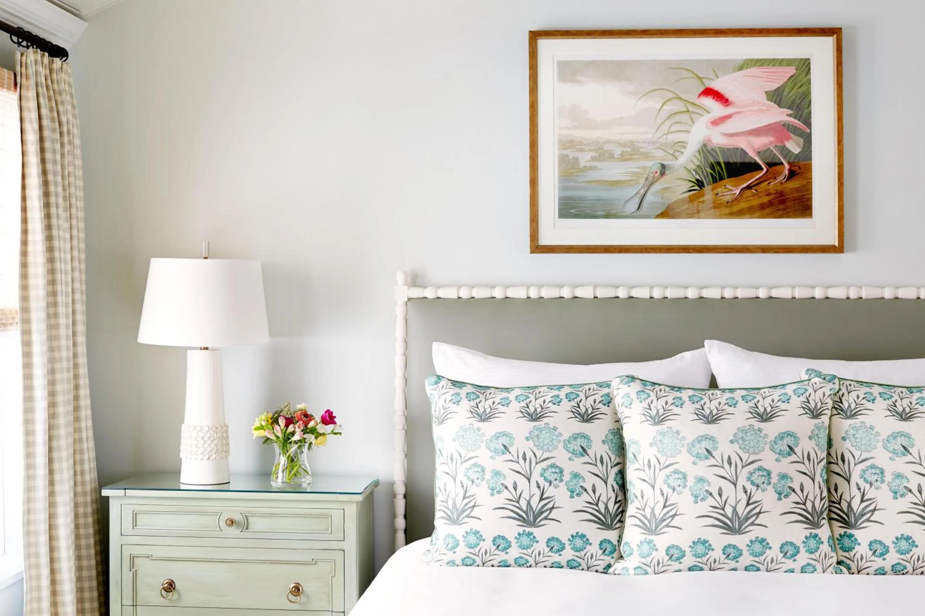 Photo of the whole room, Bed in Lake Austin Spa Resort - All Inclusive