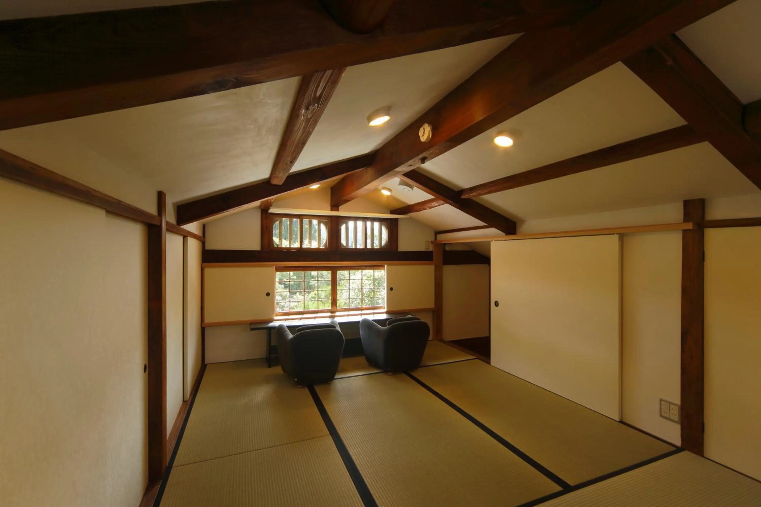 Bedroom in Aoi Suites at Nanzenji Modern & Traditional Japanese Style