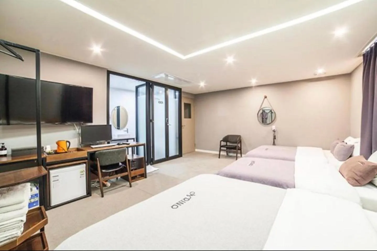 TV and multimedia, Bed in Busan Station Dino Hotel