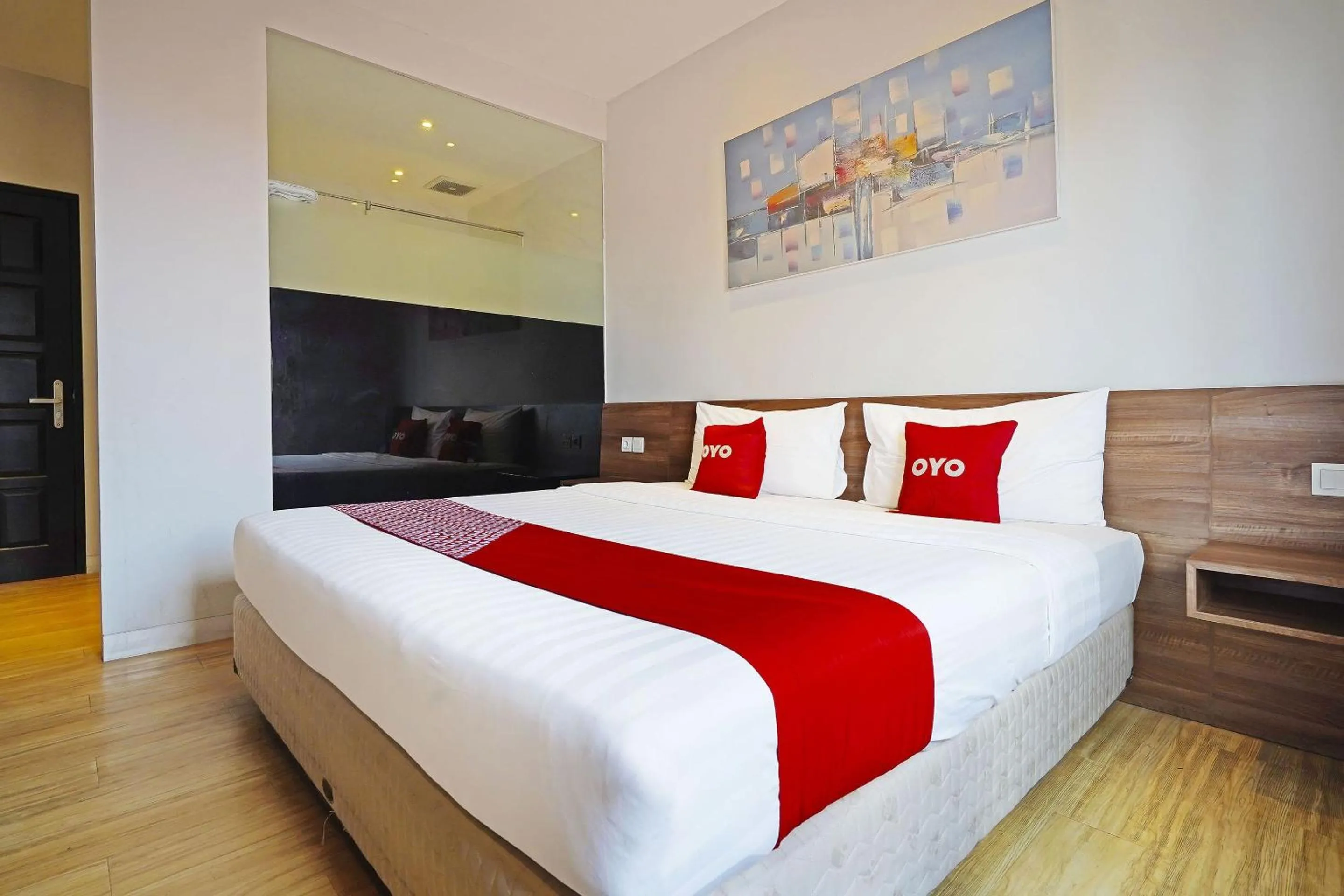 Bedroom, Bed in Collection O Dago Near Taman Hutan Raya Formerly Regia Dago