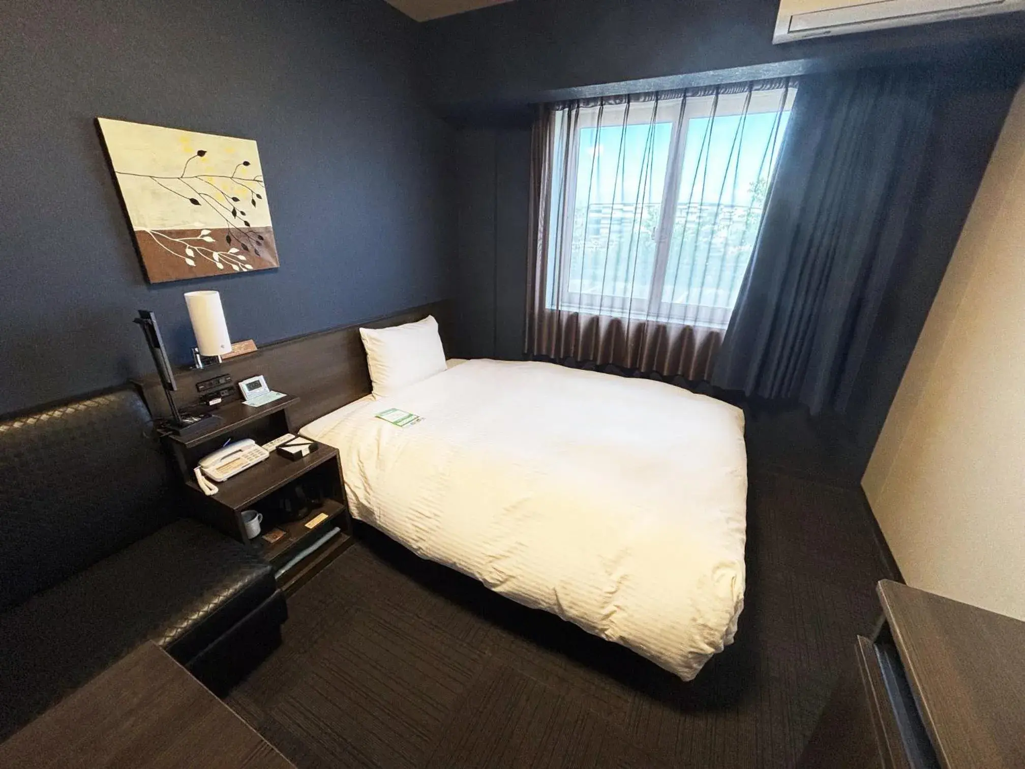 Standard Single Room - single occupancy - Non-Smoking in Hotel Route Inn Osaka Izumi -Kishiwada Izumi Inter- Standard Single Room - single occupancy - Non-Smoking in Hotel Route Inn Osaka Izumi -Kishiwada Izumi Inter-