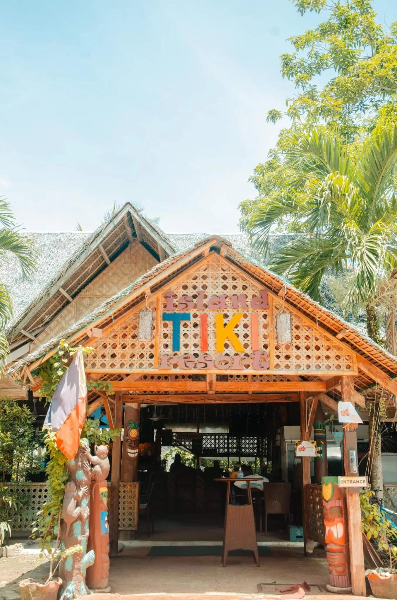 Facade/entrance in Island Tiki Paradise Resort
