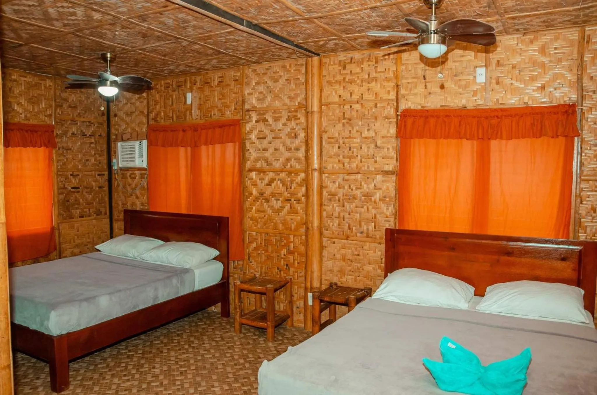 Shower, Bed in Island Tiki Paradise Resort