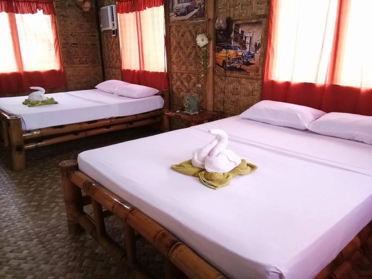 Bedroom, Bed in Island Tiki Paradise Resort