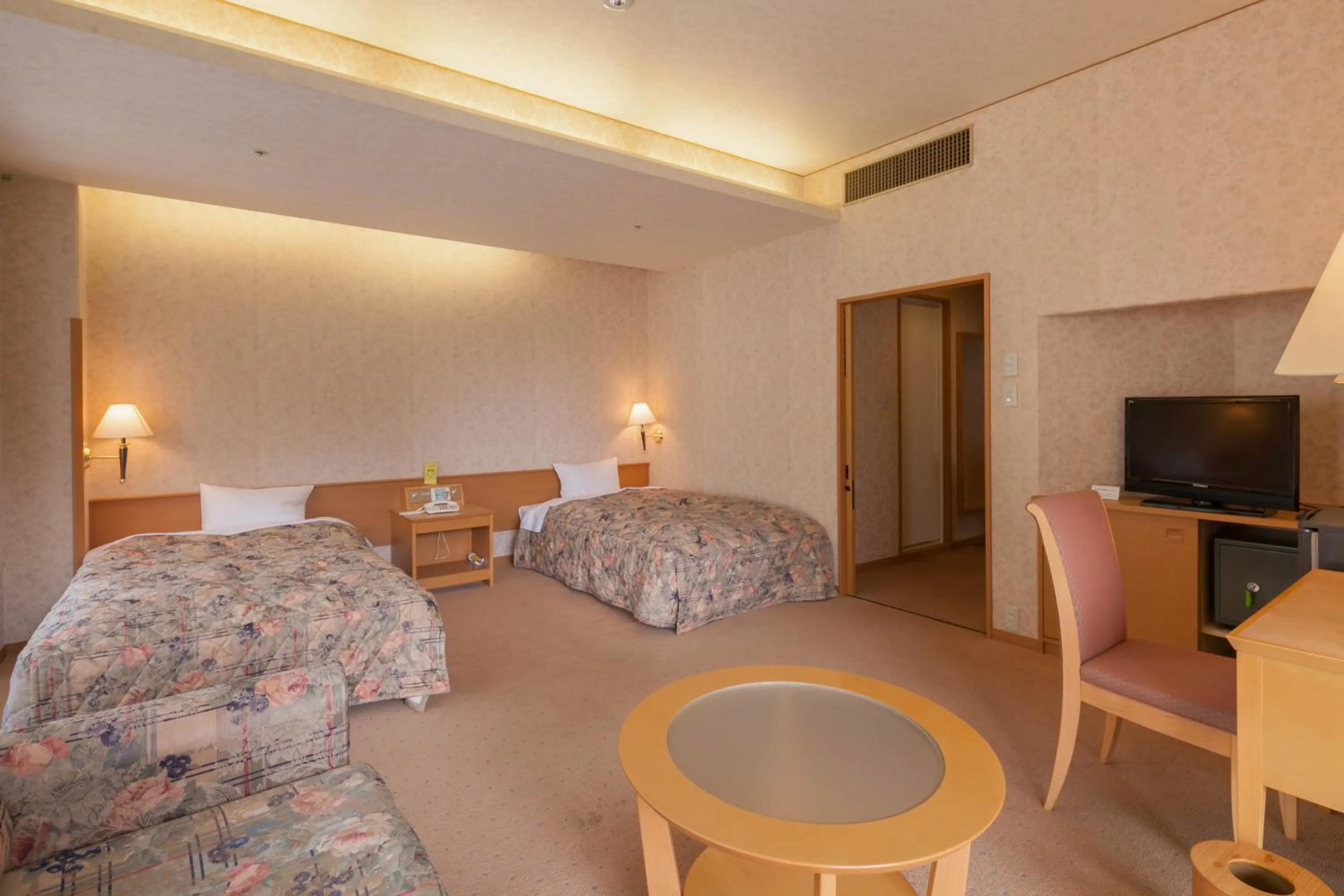 Bed in Shima Grand Hotel