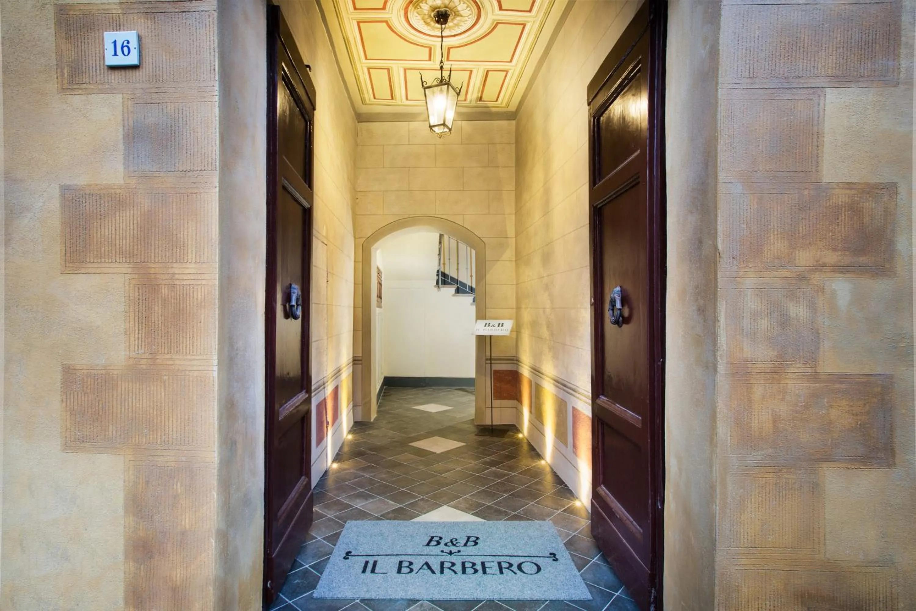 Facade/entrance in B&B il Barbero